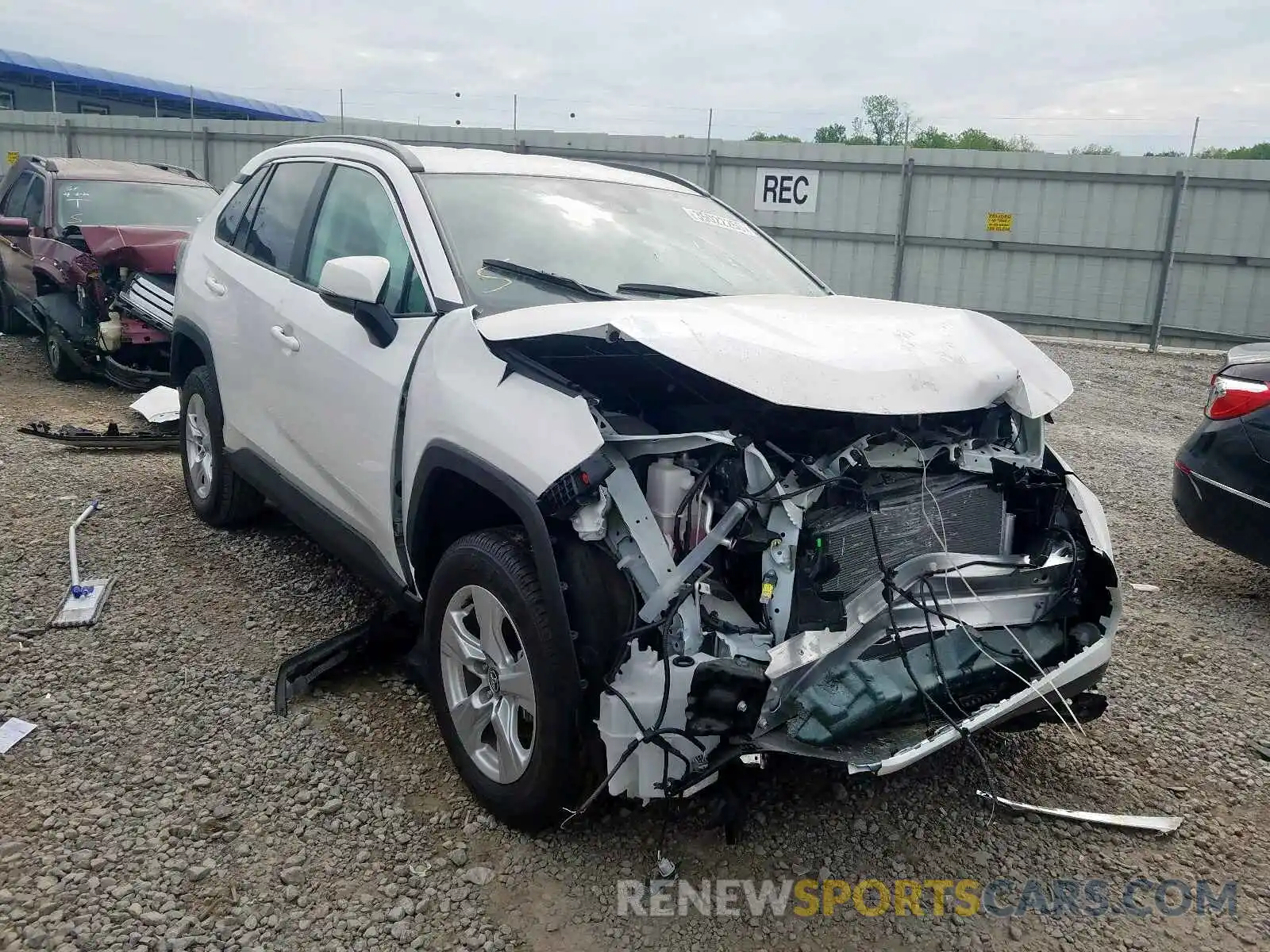 1 Photograph of a damaged car 2T3W1RFV6LC037327 TOYOTA RAV4 2020