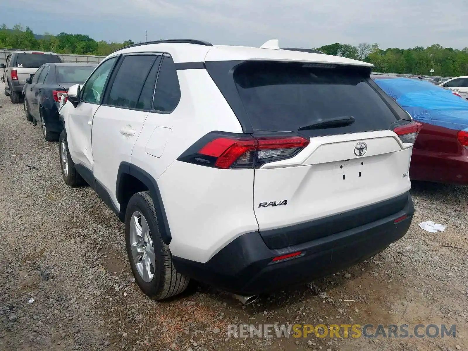 3 Photograph of a damaged car 2T3W1RFV6LC037327 TOYOTA RAV4 2020