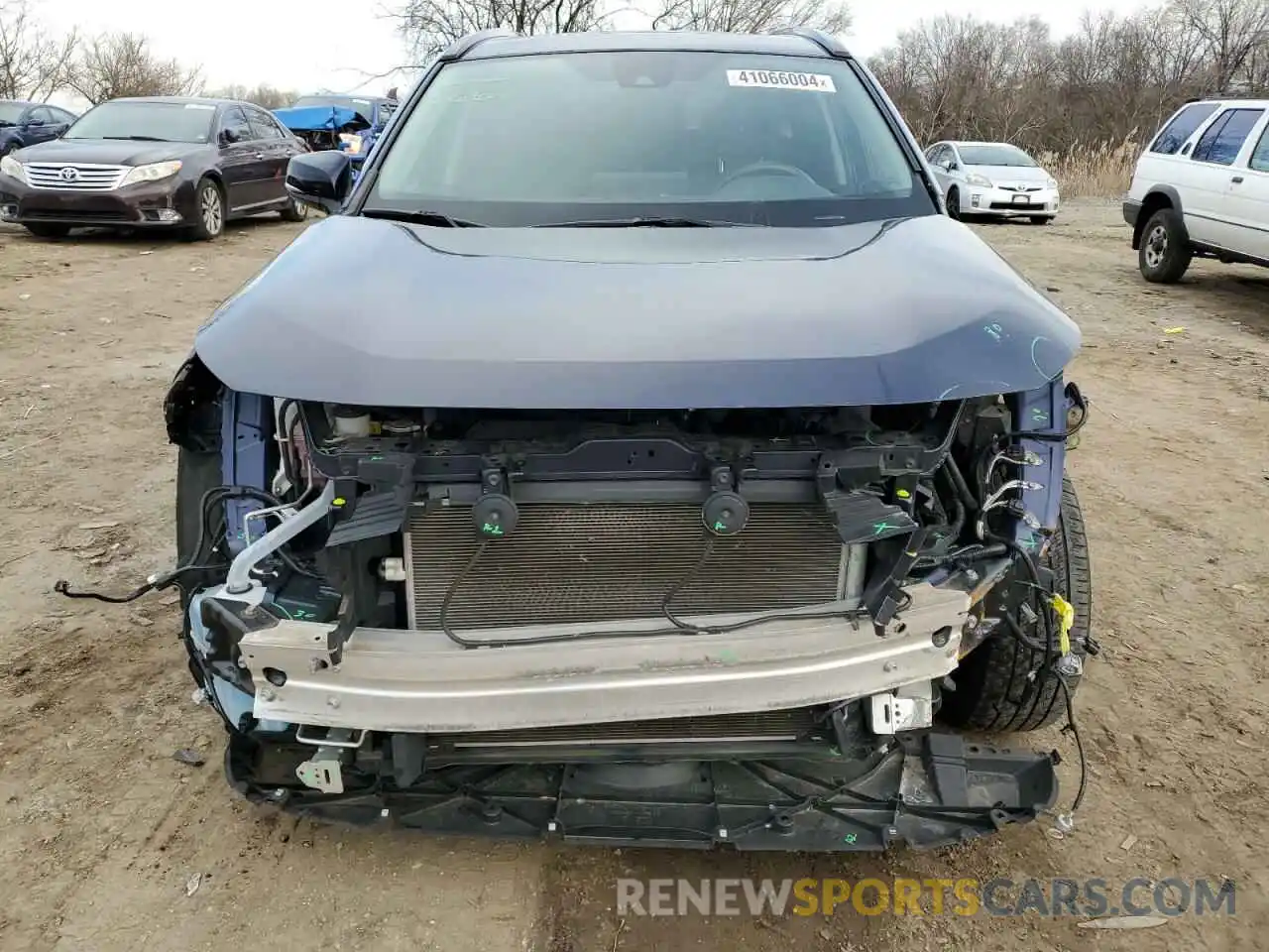 5 Photograph of a damaged car 2T3W1RFV6LC042057 TOYOTA RAV4 2020