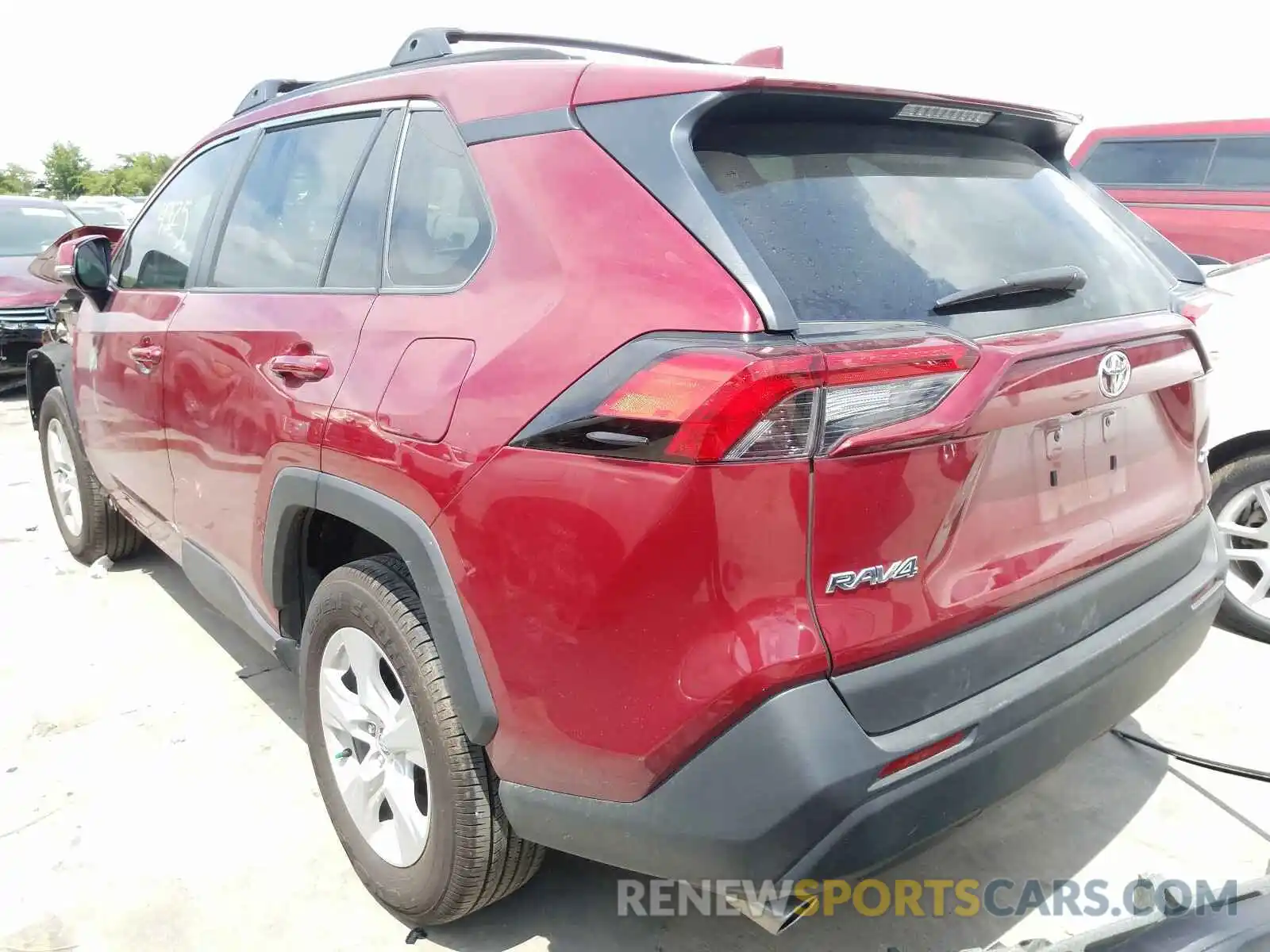 3 Photograph of a damaged car 2T3W1RFV6LC043743 TOYOTA RAV4 2020