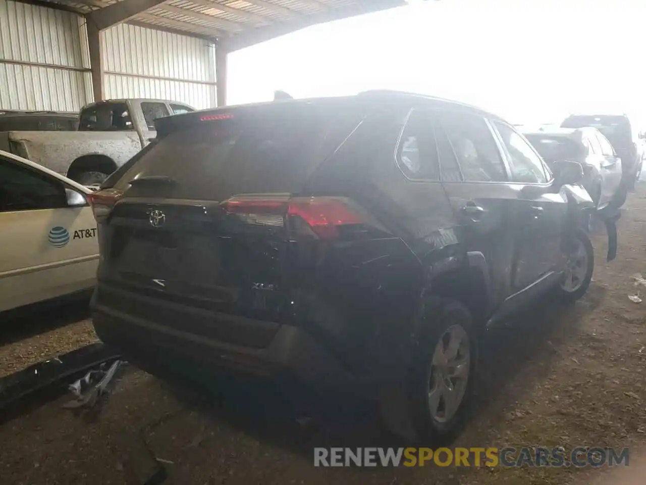 4 Photograph of a damaged car 2T3W1RFV6LC044729 TOYOTA RAV4 2020