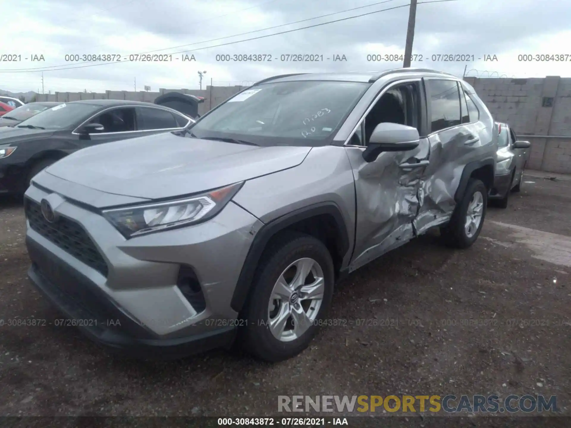 2 Photograph of a damaged car 2T3W1RFV6LC045010 TOYOTA RAV4 2020