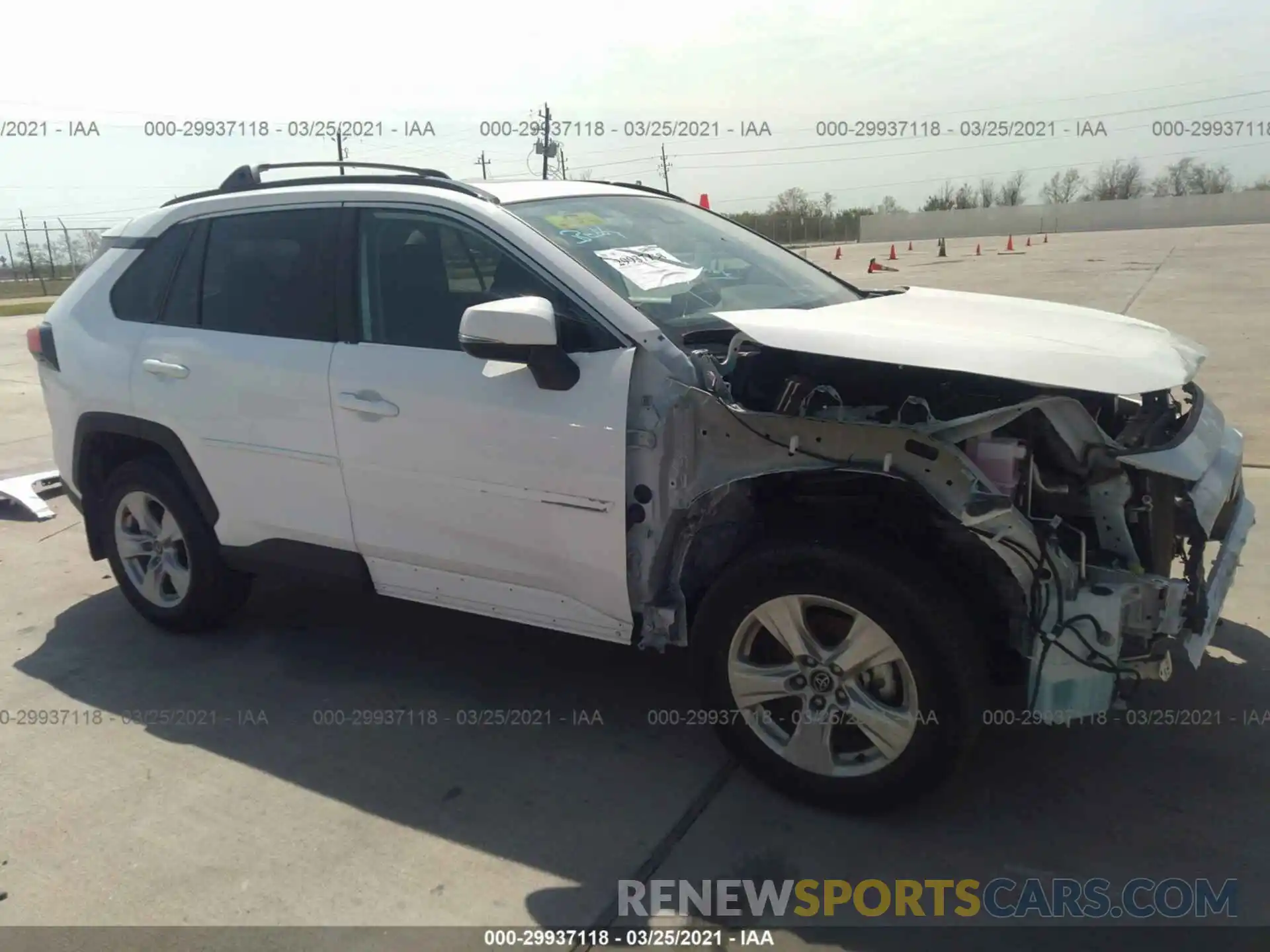 1 Photograph of a damaged car 2T3W1RFV6LC047971 TOYOTA RAV4 2020