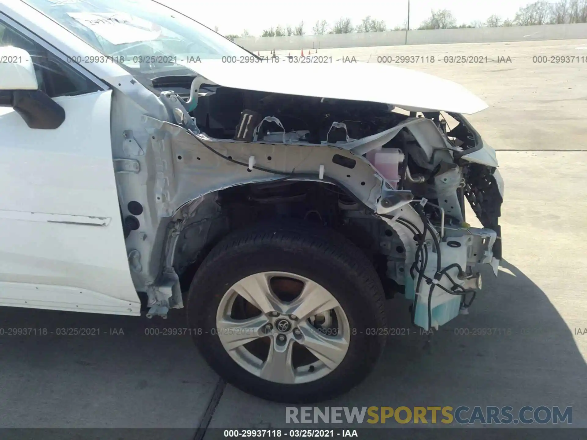 6 Photograph of a damaged car 2T3W1RFV6LC047971 TOYOTA RAV4 2020