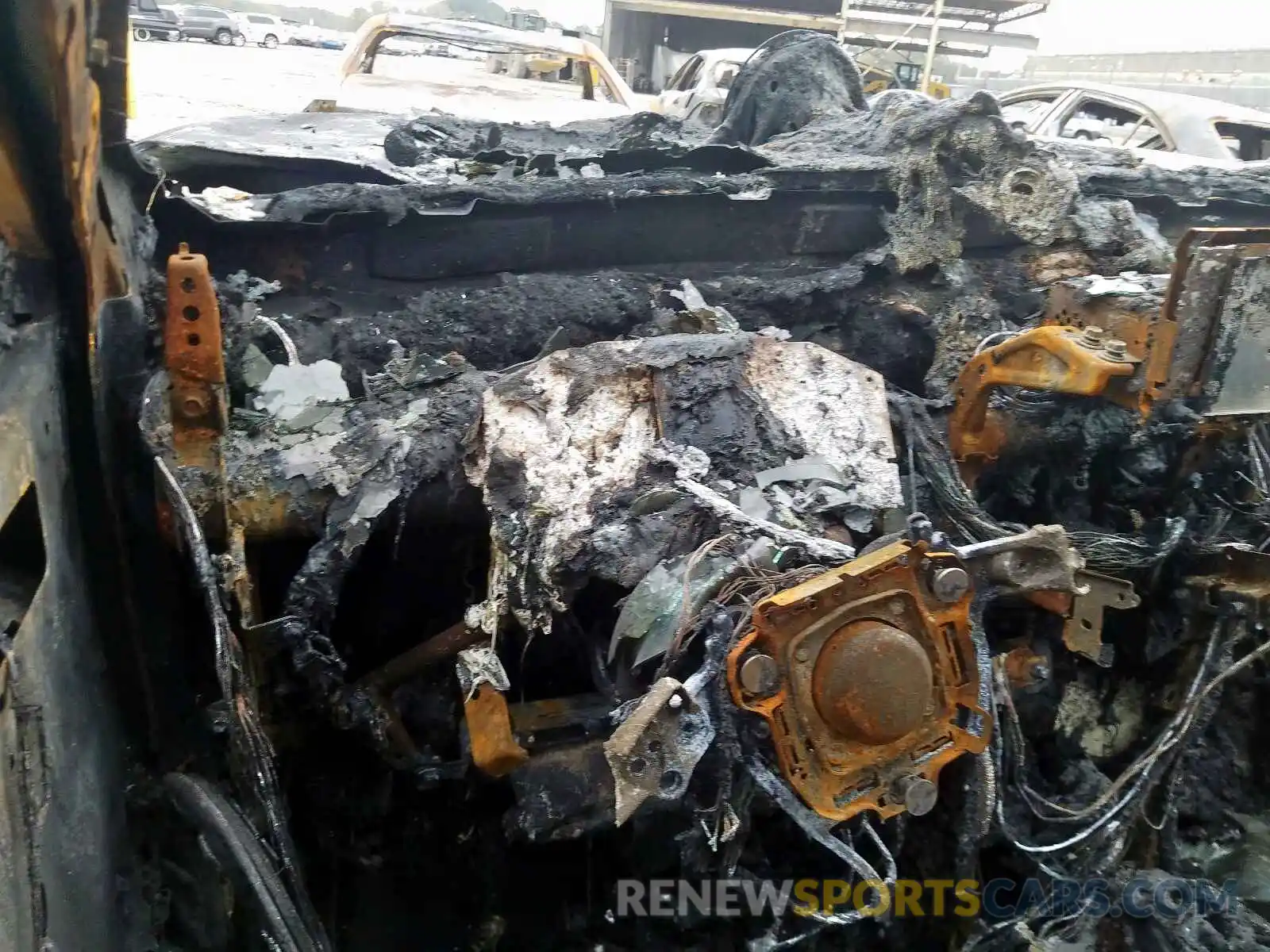 8 Photograph of a damaged car 2T3W1RFV6LC049235 TOYOTA RAV4 2020