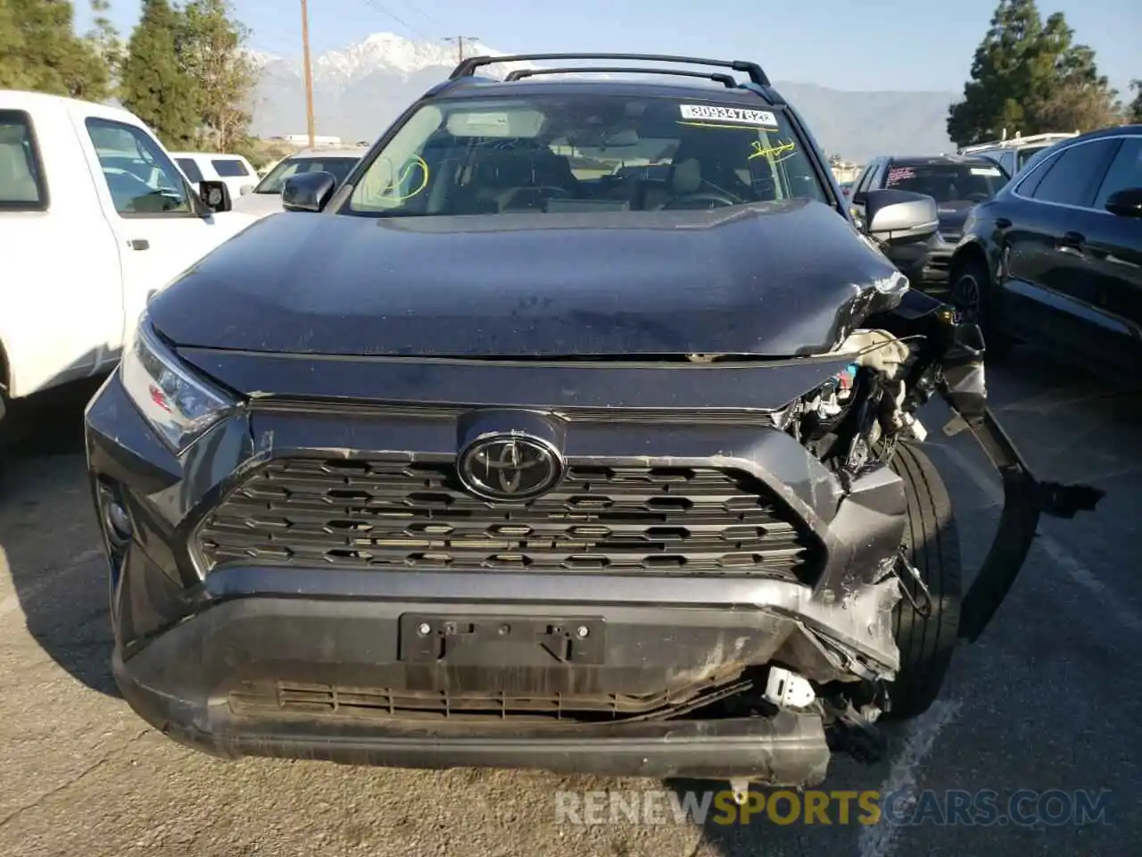 9 Photograph of a damaged car 2T3W1RFV6LC053544 TOYOTA RAV4 2020