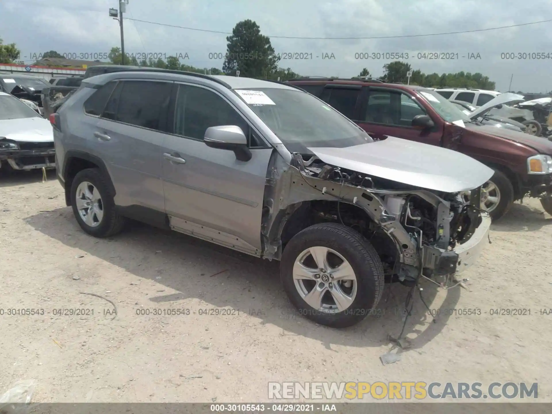 1 Photograph of a damaged car 2T3W1RFV6LC053575 TOYOTA RAV4 2020