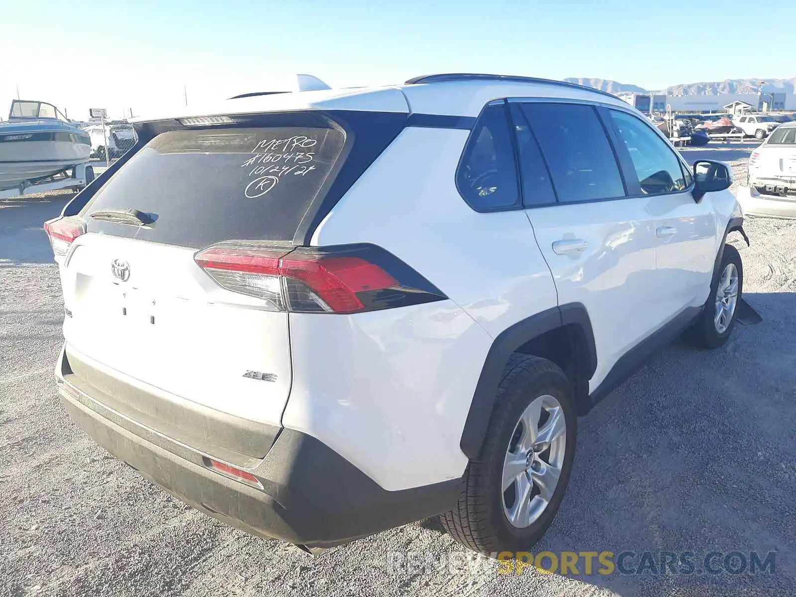 4 Photograph of a damaged car 2T3W1RFV6LC058484 TOYOTA RAV4 2020