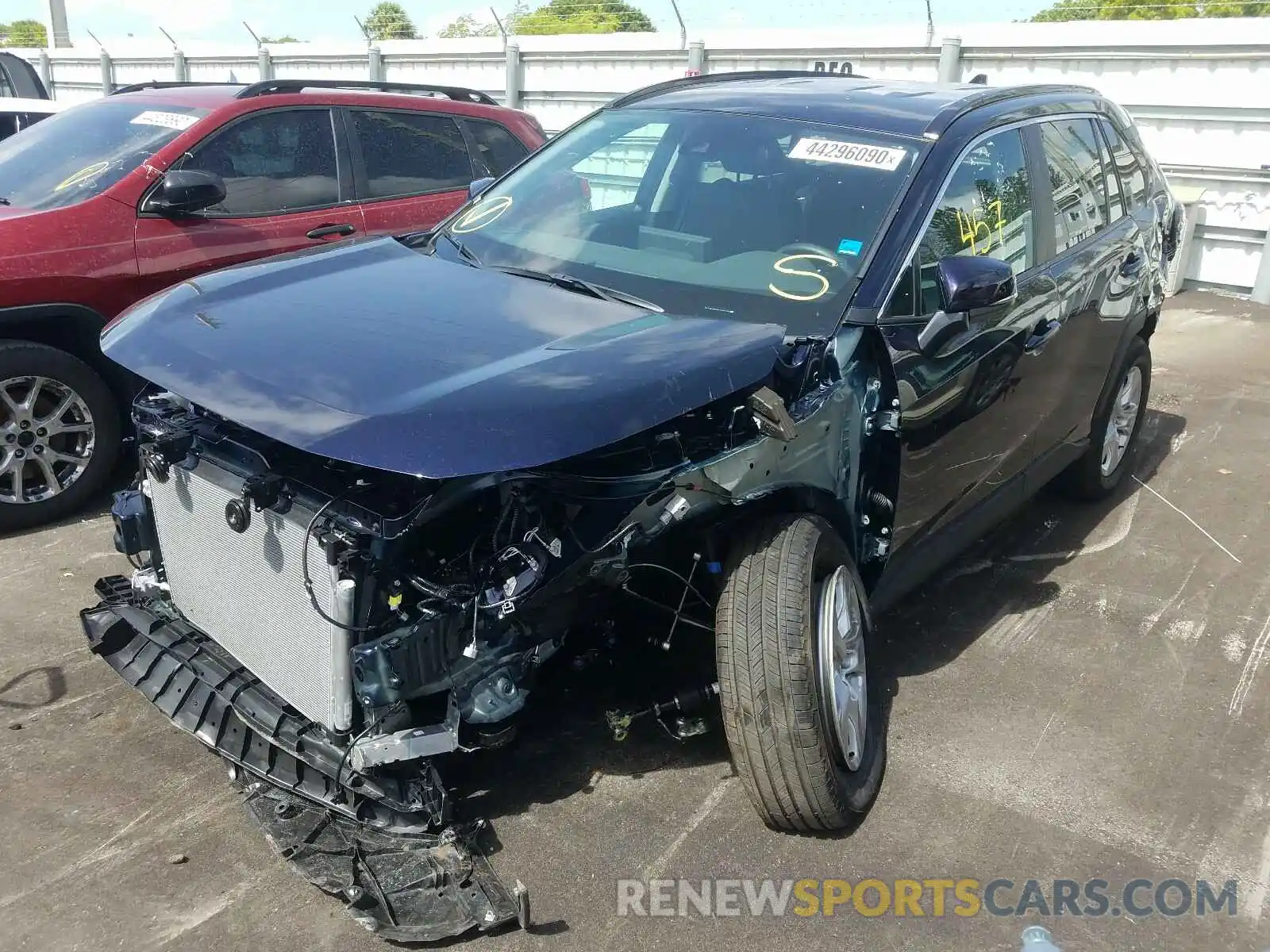 2 Photograph of a damaged car 2T3W1RFV6LC065175 TOYOTA RAV4 2020