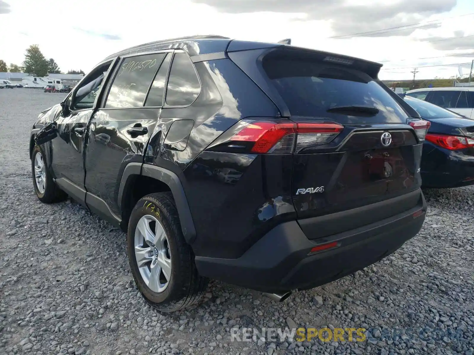 3 Photograph of a damaged car 2T3W1RFV6LC068934 TOYOTA RAV4 2020