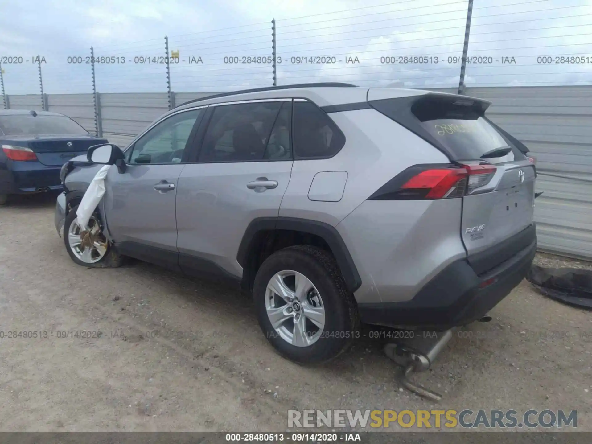 3 Photograph of a damaged car 2T3W1RFV6LC070991 TOYOTA RAV4 2020