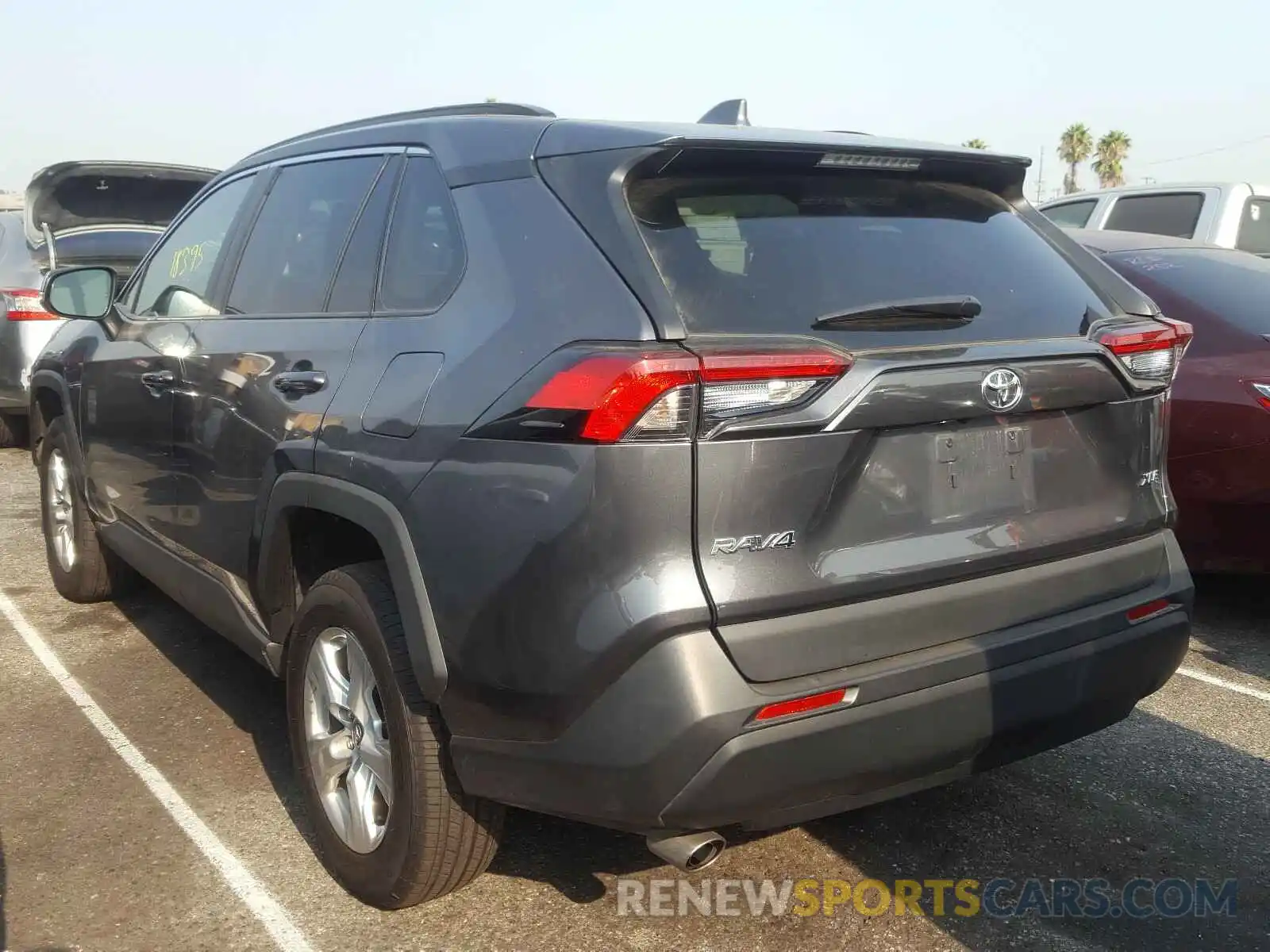 3 Photograph of a damaged car 2T3W1RFV6LW065031 TOYOTA RAV4 2020