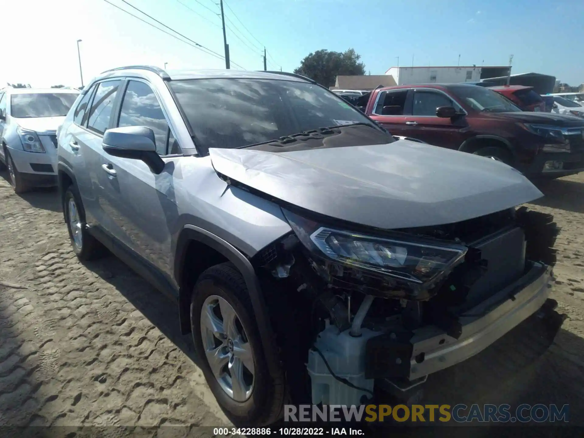 1 Photograph of a damaged car 2T3W1RFV6LW066793 TOYOTA RAV4 2020