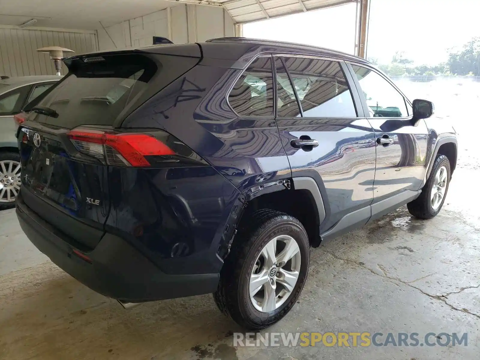 4 Photograph of a damaged car 2T3W1RFV6LW068270 TOYOTA RAV4 2020