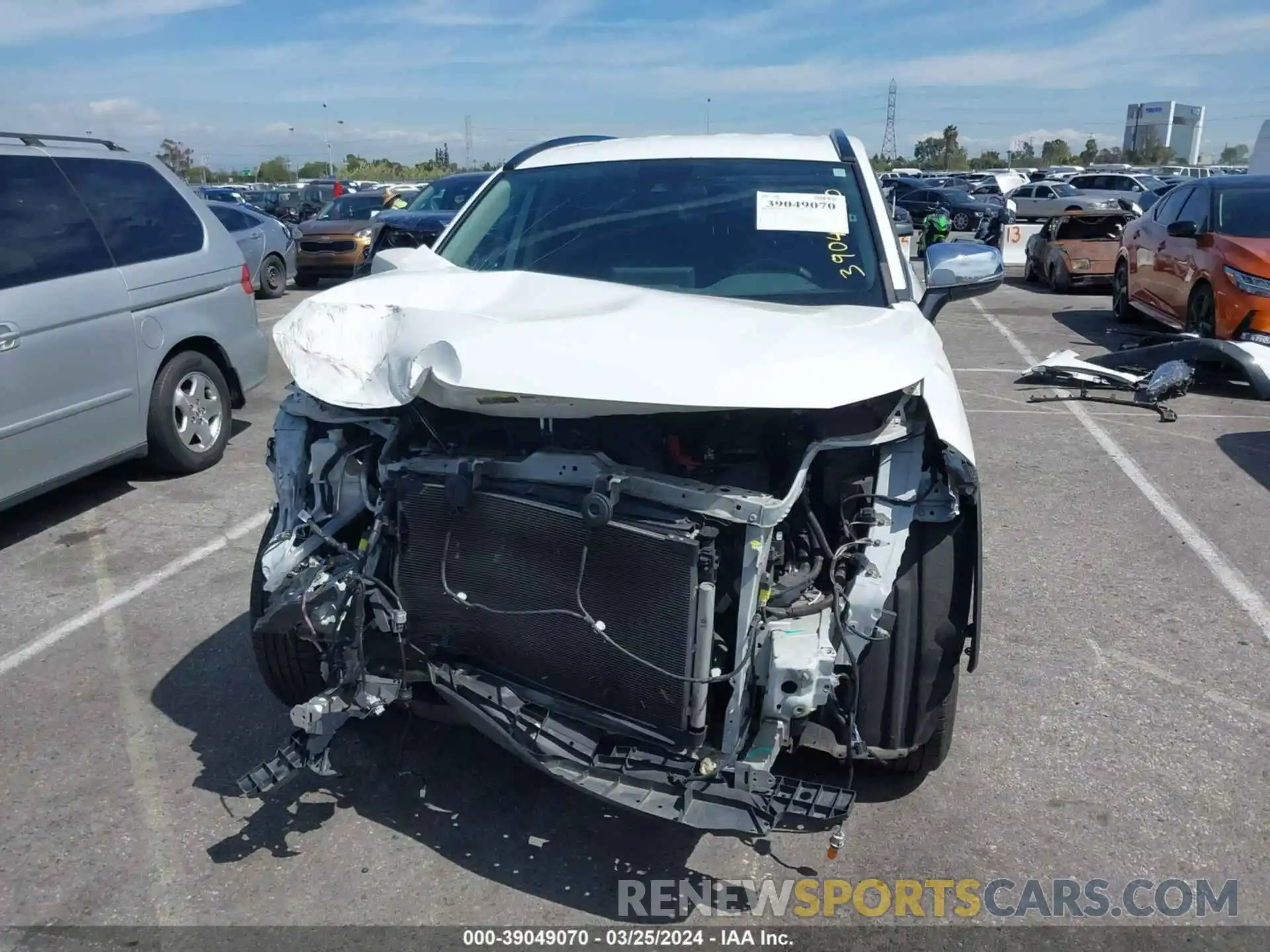 13 Photograph of a damaged car 2T3W1RFV6LW069175 TOYOTA RAV4 2020