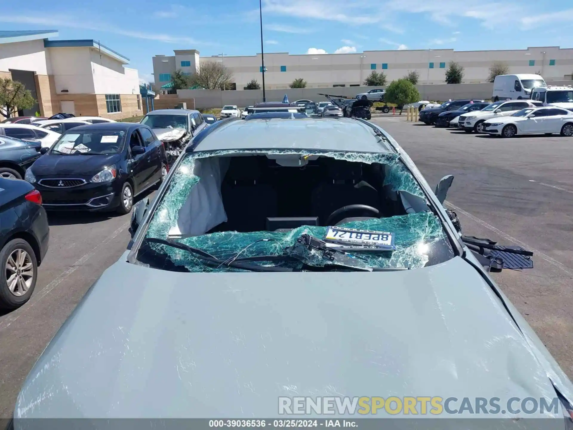 6 Photograph of a damaged car 2T3W1RFV6LW071198 TOYOTA RAV4 2020