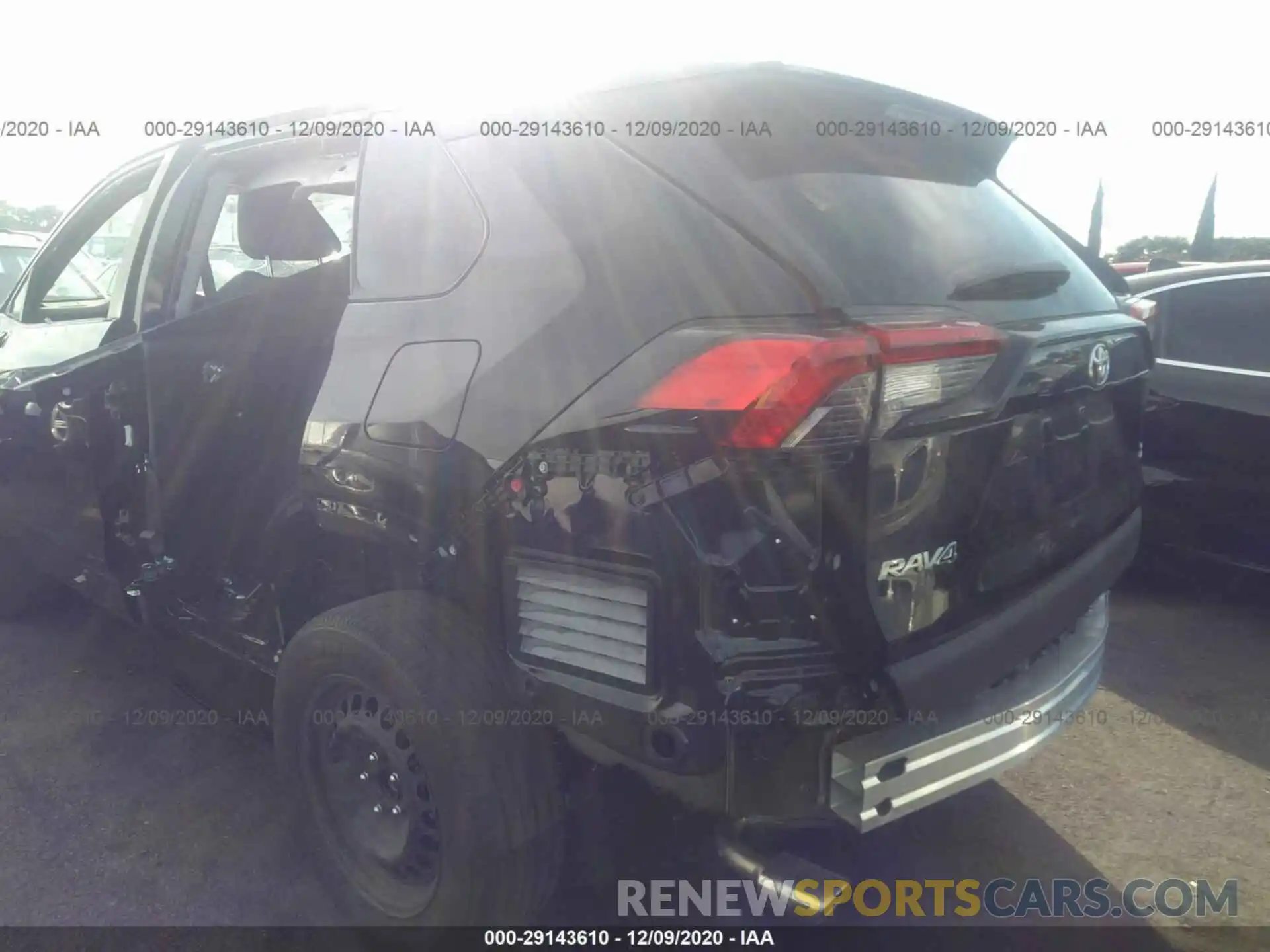 6 Фотография поврежденного автомобиля 2T3W1RFV6LW079172 TOYOTA RAV4 2020