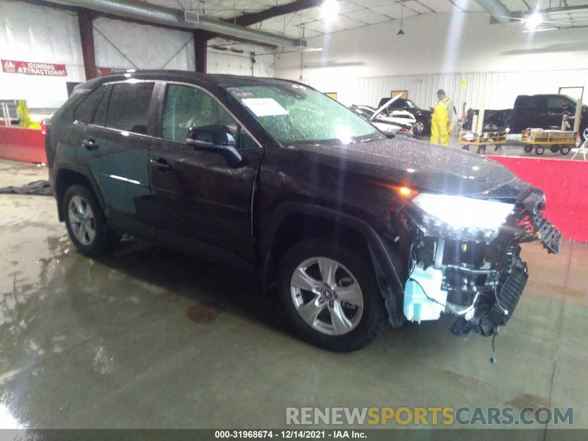 1 Photograph of a damaged car 2T3W1RFV6LW083898 TOYOTA RAV4 2020