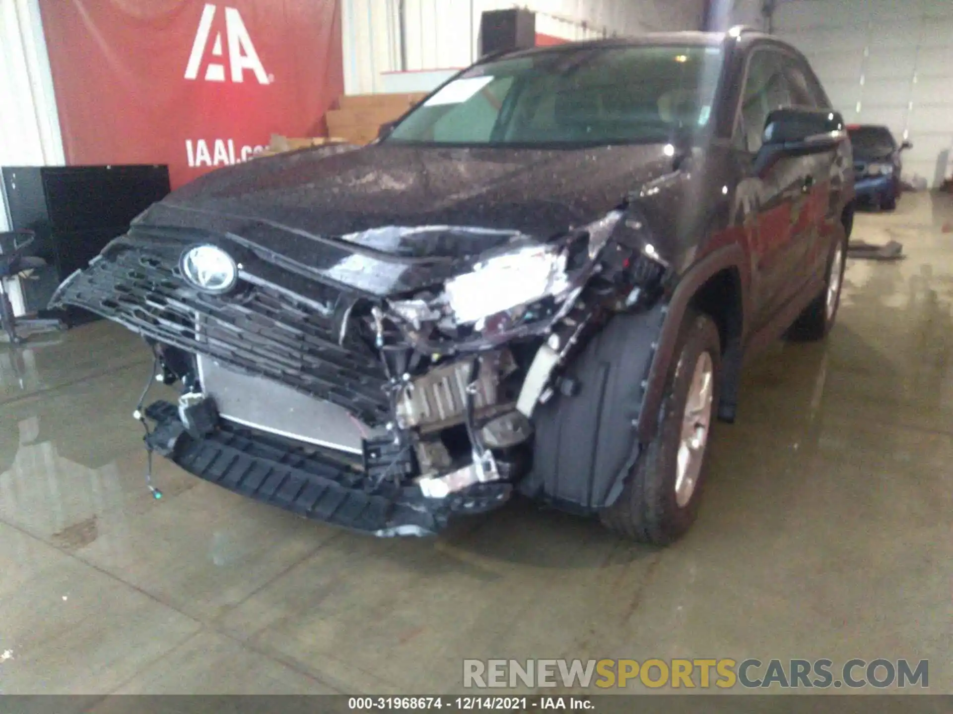 6 Photograph of a damaged car 2T3W1RFV6LW083898 TOYOTA RAV4 2020