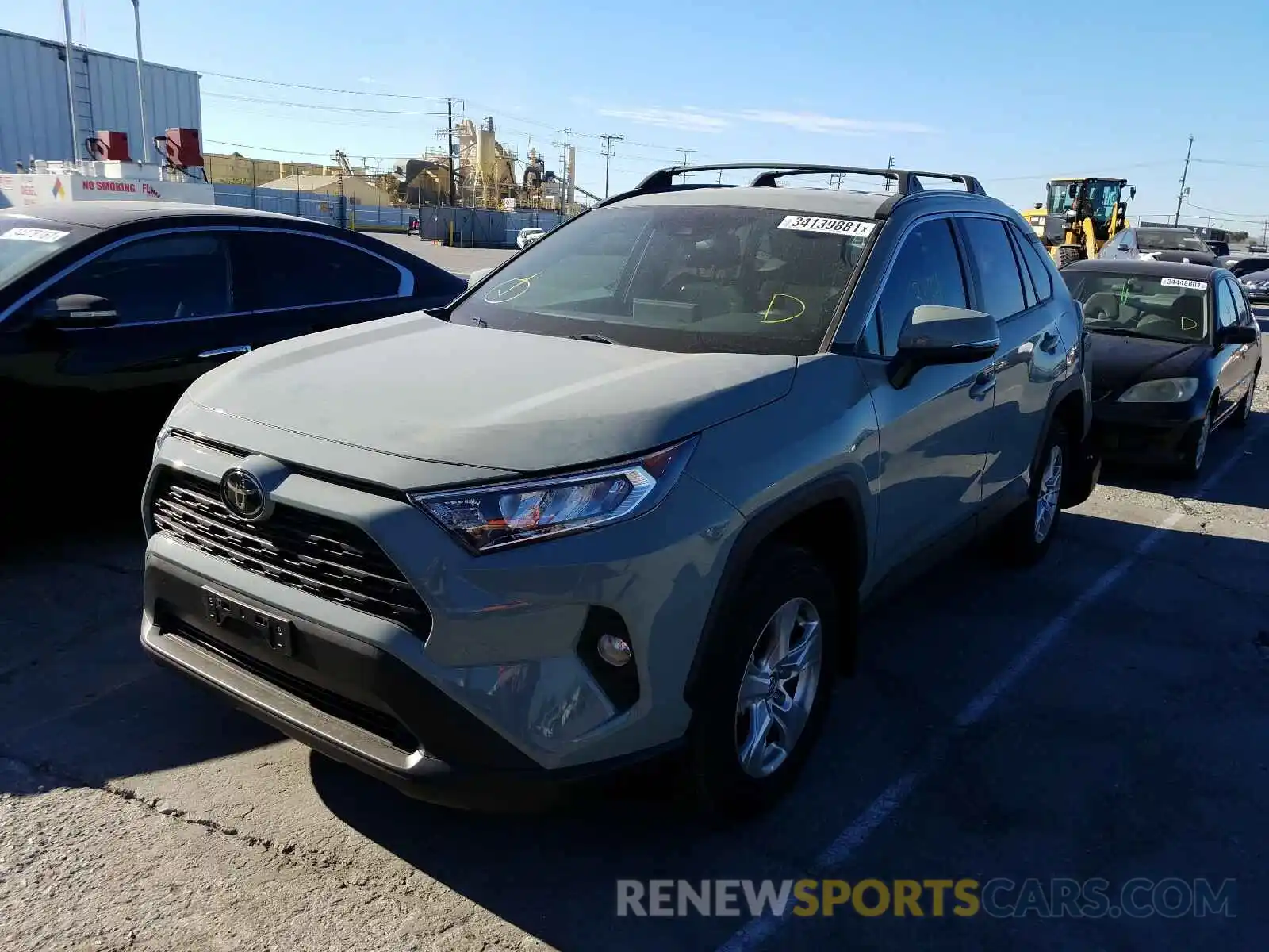 2 Photograph of a damaged car 2T3W1RFV6LW085005 TOYOTA RAV4 2020