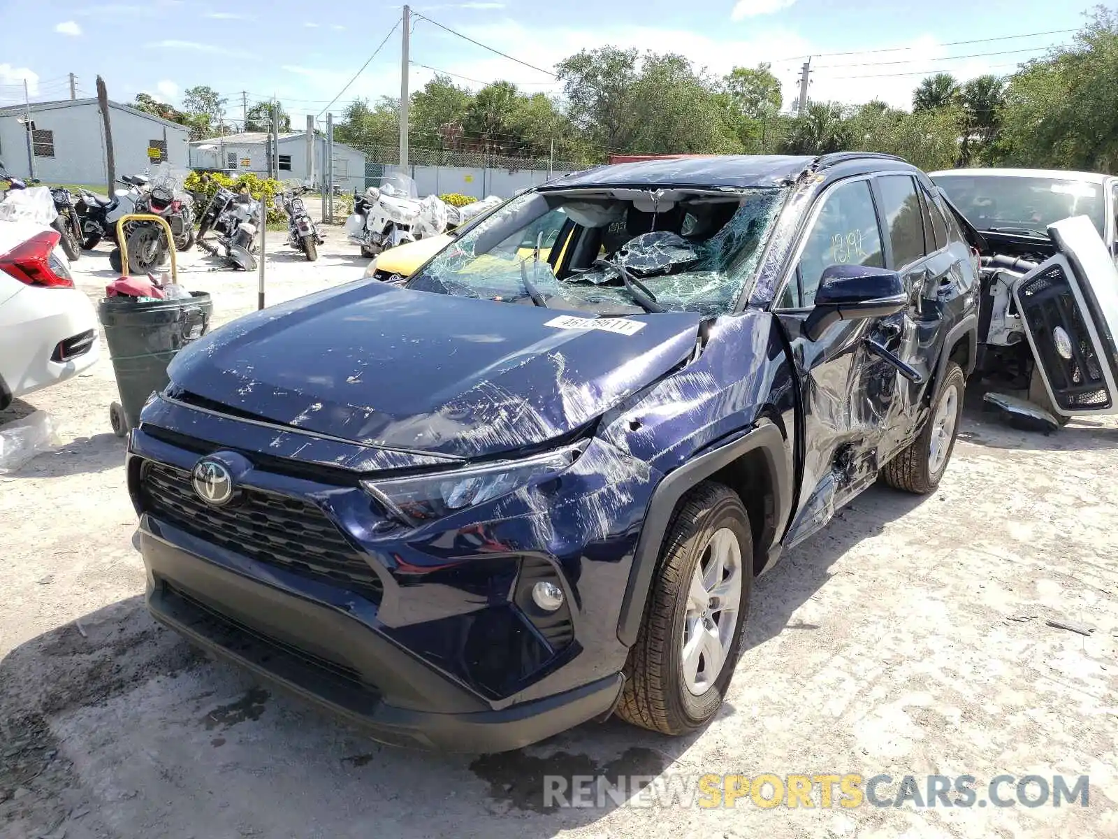 2 Photograph of a damaged car 2T3W1RFV6LW093170 TOYOTA RAV4 2020