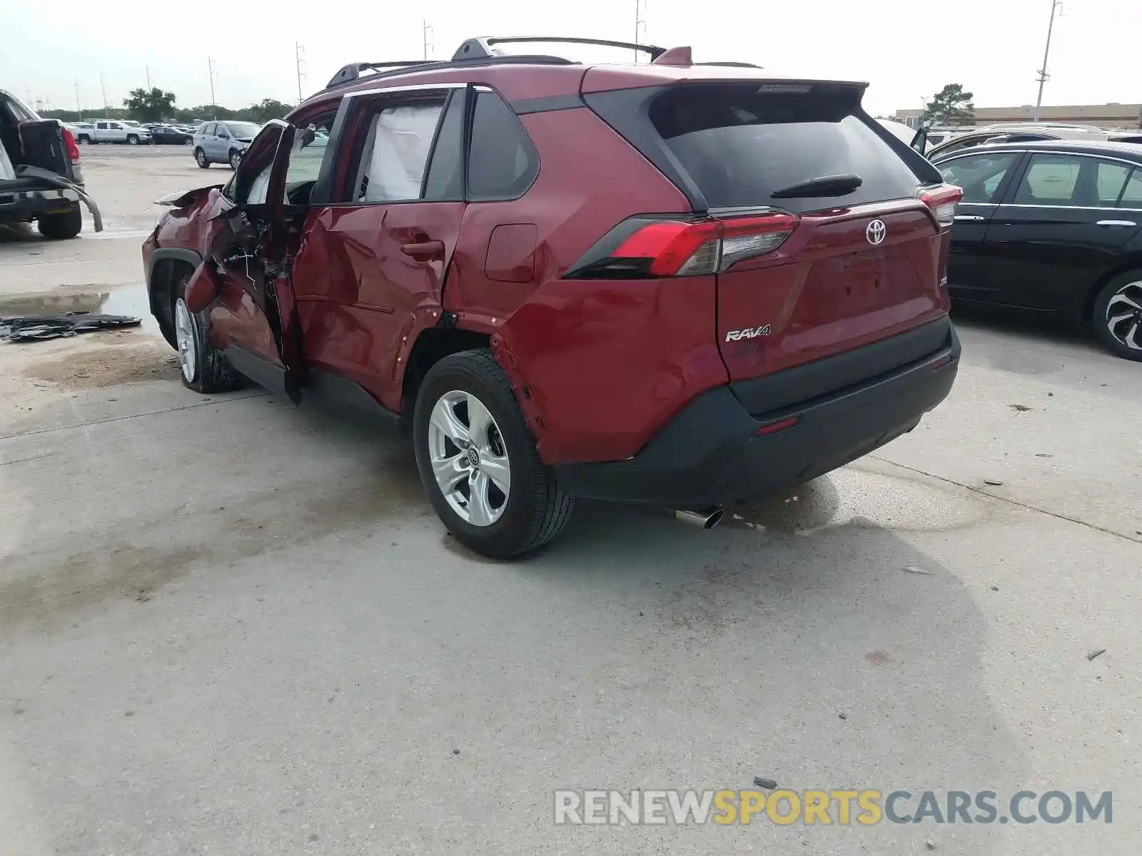 3 Photograph of a damaged car 2T3W1RFV6LW100294 TOYOTA RAV4 2020