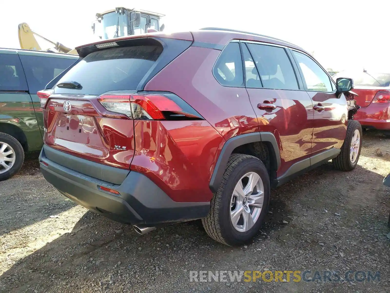 4 Photograph of a damaged car 2T3W1RFV6LW100473 TOYOTA RAV4 2020