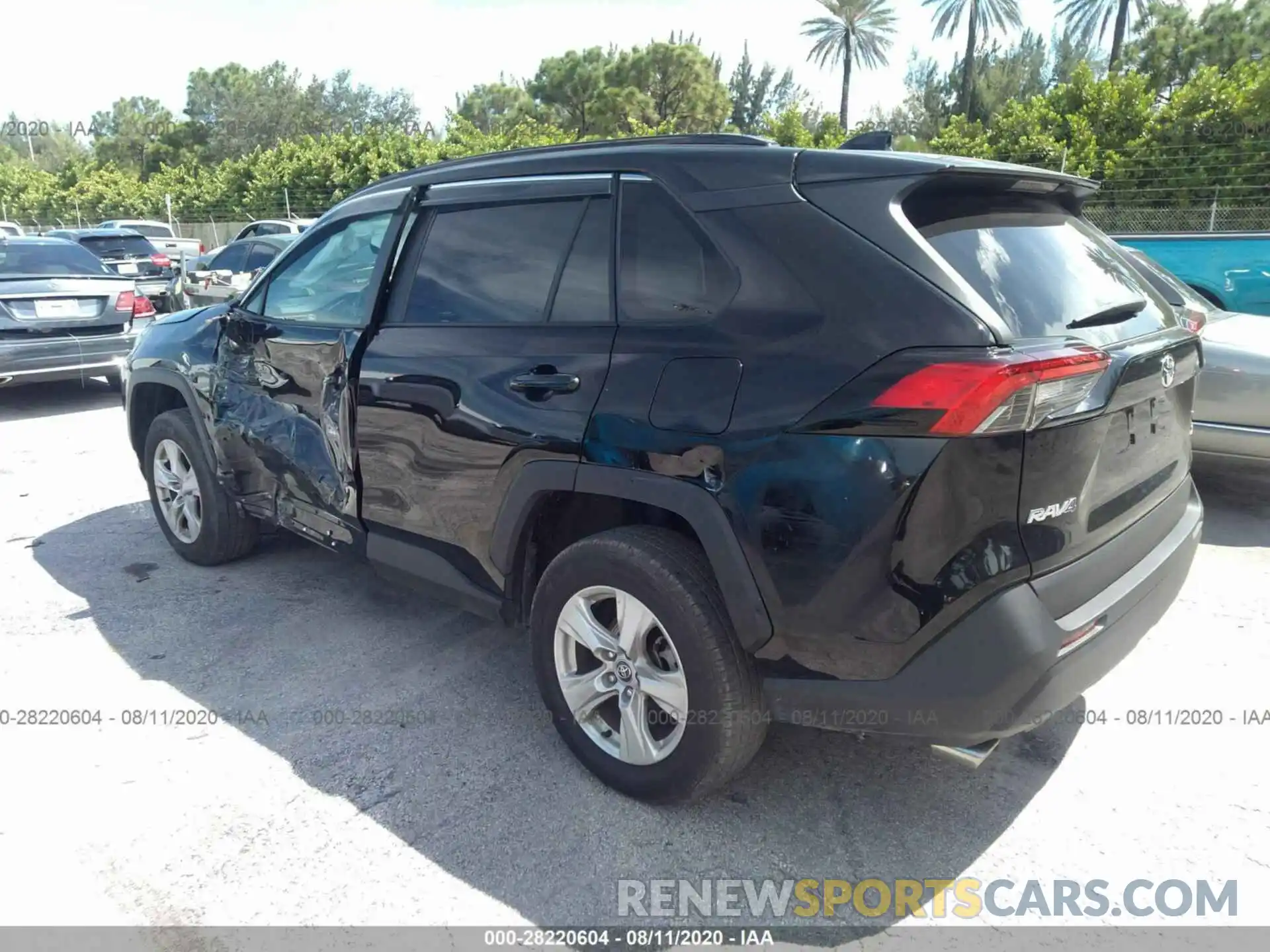 3 Photograph of a damaged car 2T3W1RFV7LC033528 TOYOTA RAV4 2020