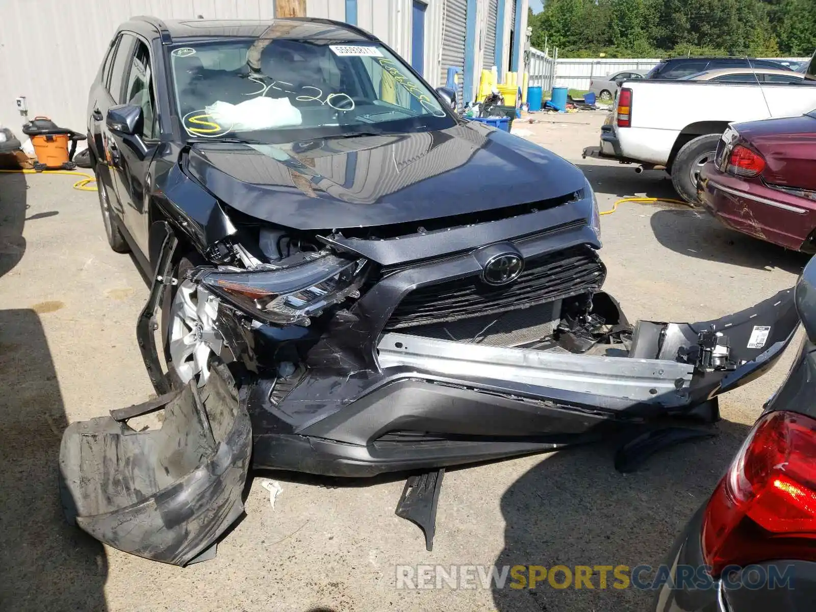 1 Photograph of a damaged car 2T3W1RFV7LC044089 TOYOTA RAV4 2020