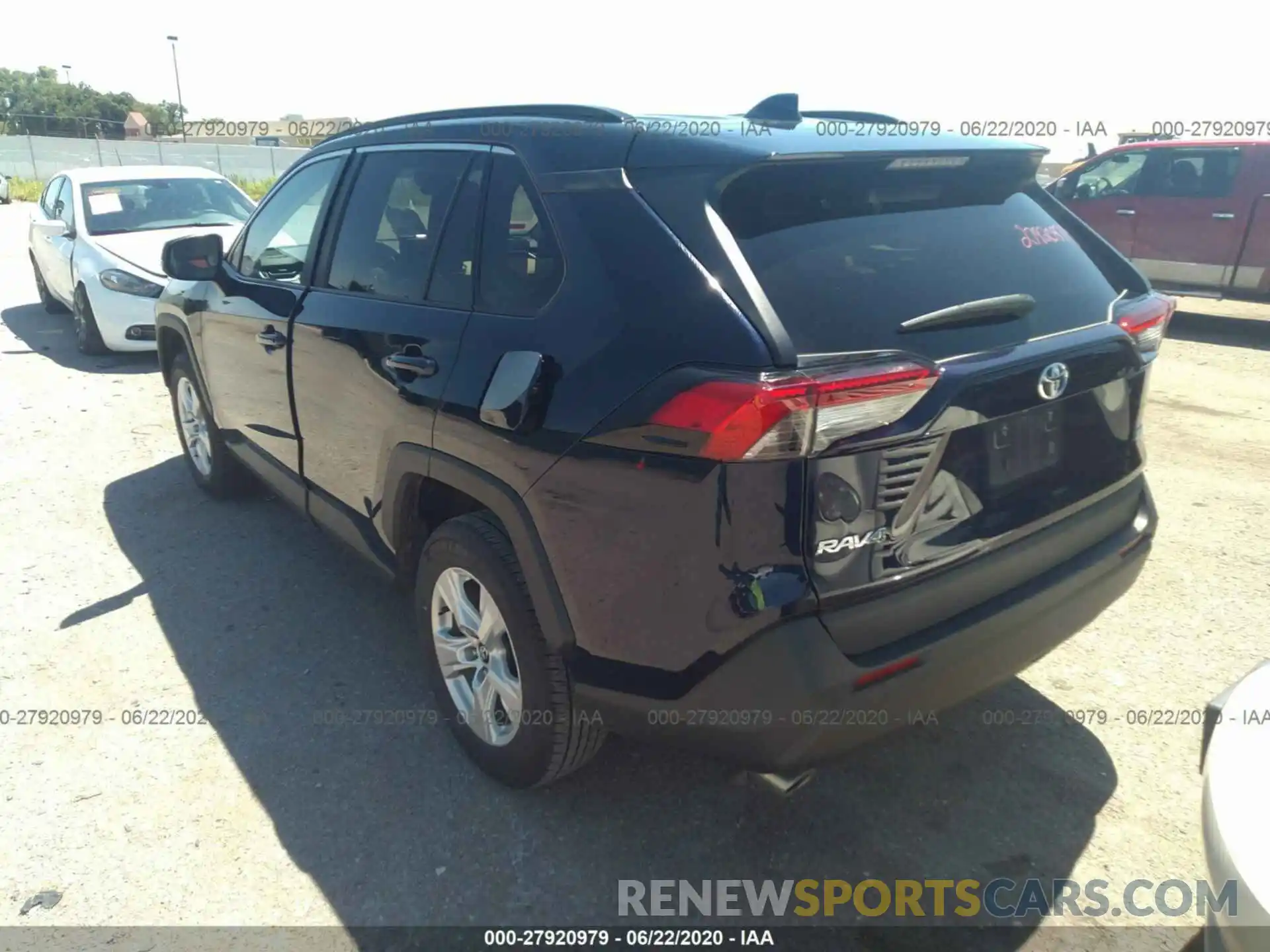 3 Photograph of a damaged car 2T3W1RFV7LC045050 TOYOTA RAV4 2020