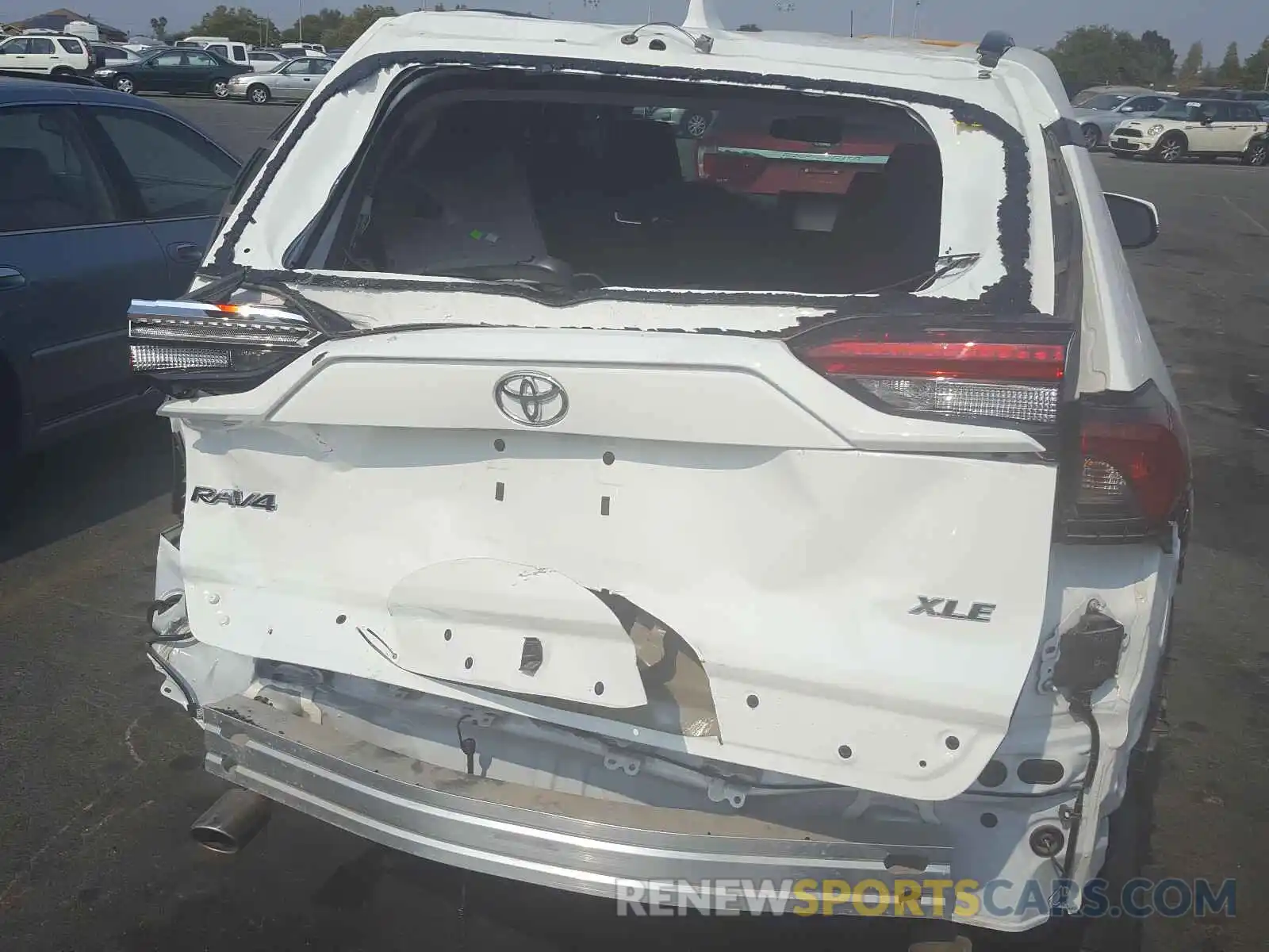 9 Photograph of a damaged car 2T3W1RFV7LC047249 TOYOTA RAV4 2020