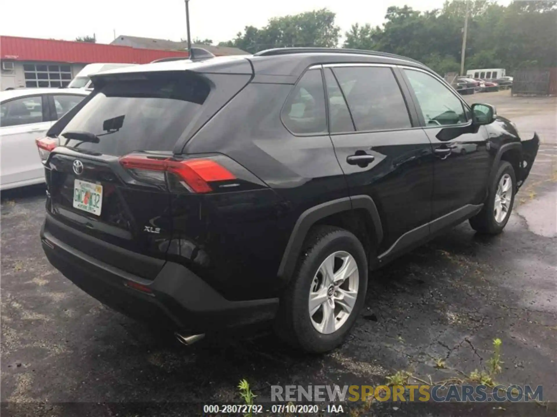 5 Photograph of a damaged car 2T3W1RFV7LC051320 TOYOTA RAV4 2020