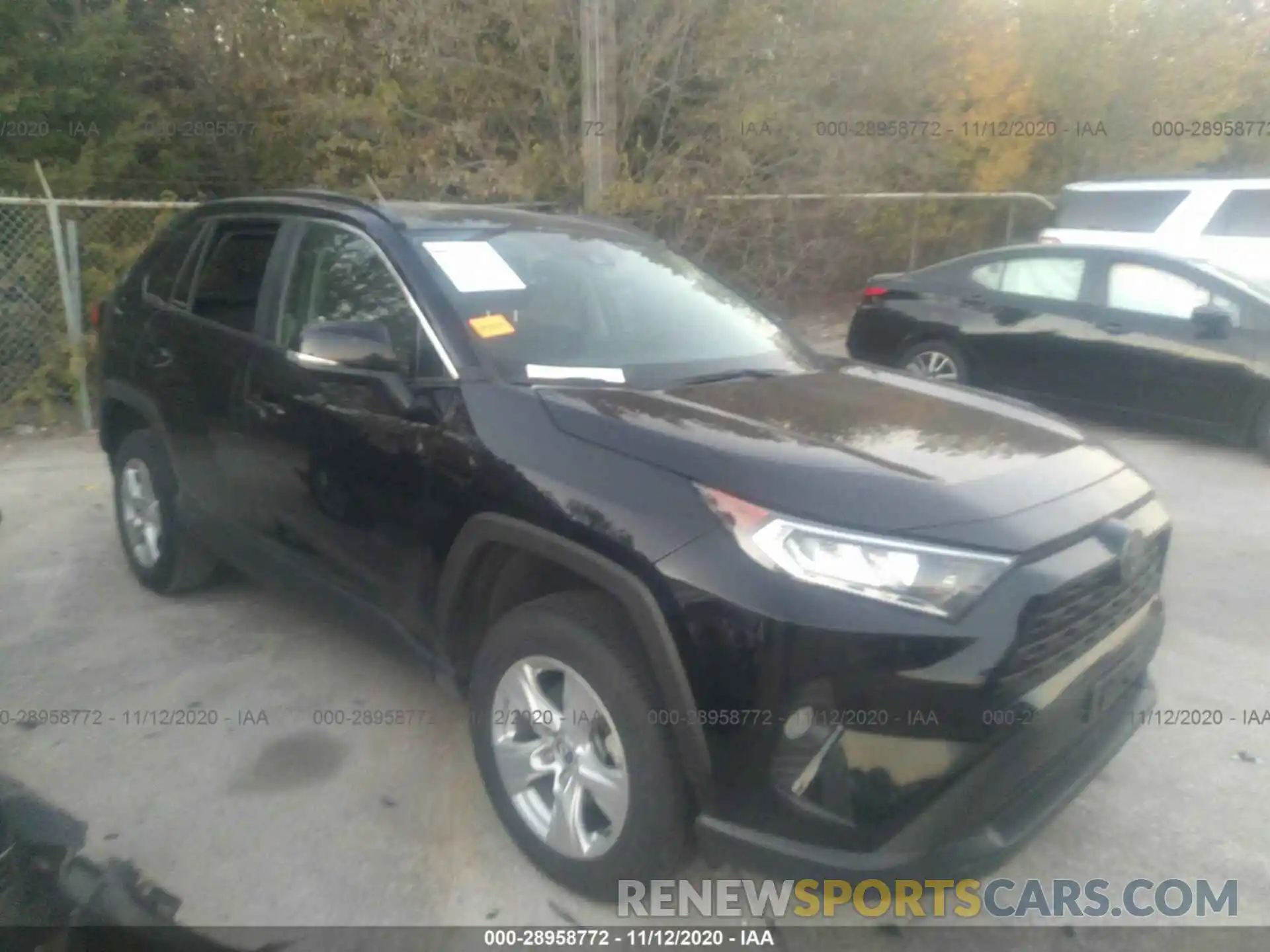 1 Photograph of a damaged car 2T3W1RFV7LC051690 TOYOTA RAV4 2020