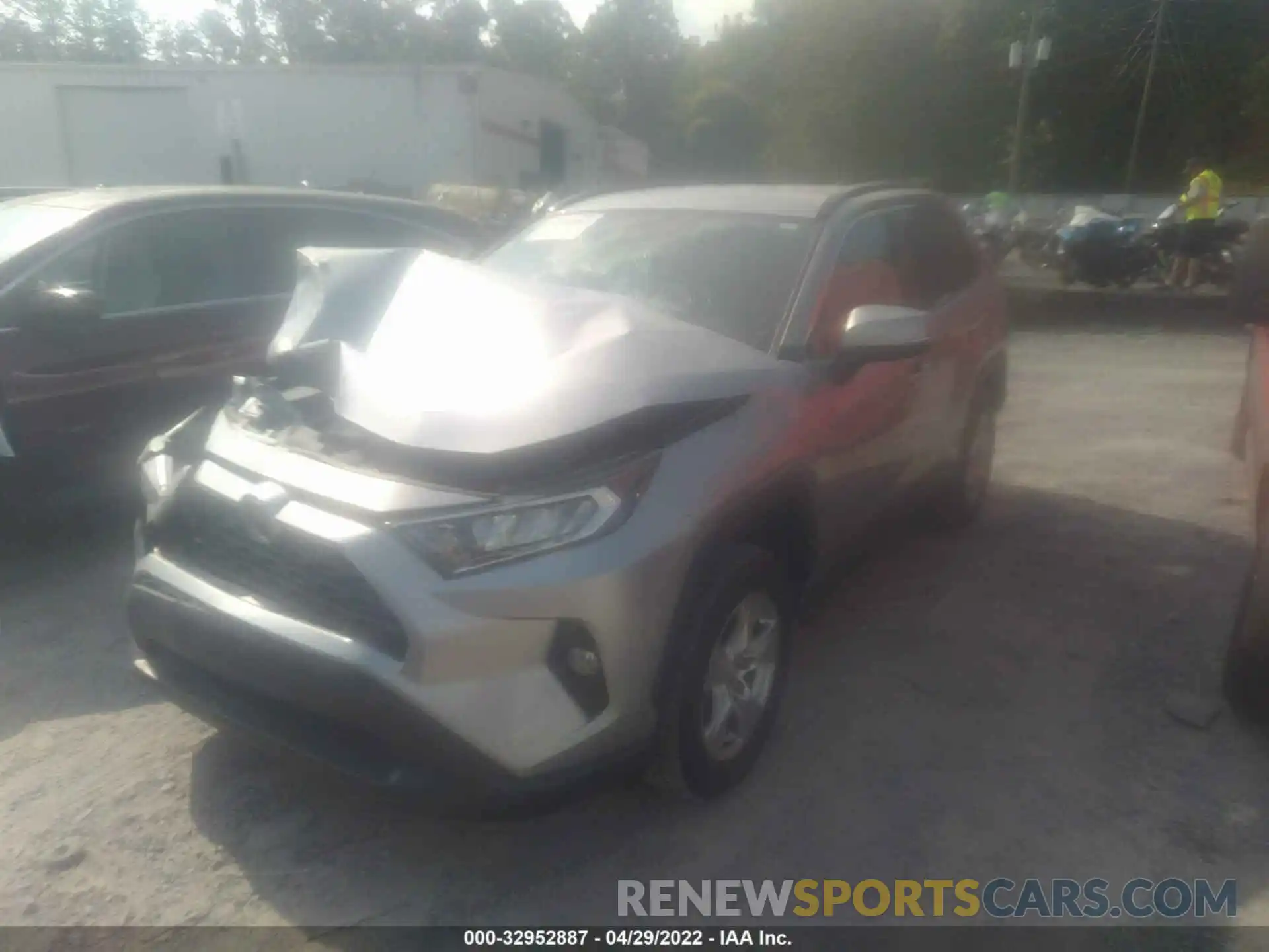 2 Photograph of a damaged car 2T3W1RFV7LC052371 TOYOTA RAV4 2020