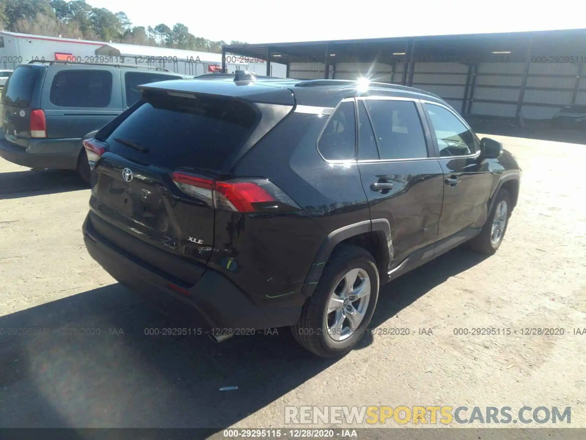 4 Photograph of a damaged car 2T3W1RFV7LC055724 TOYOTA RAV4 2020