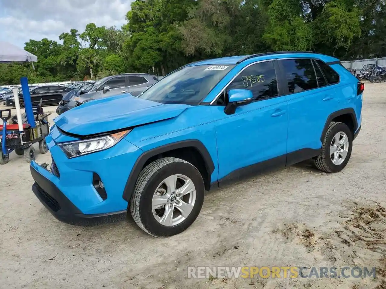 1 Photograph of a damaged car 2T3W1RFV7LC064147 TOYOTA RAV4 2020