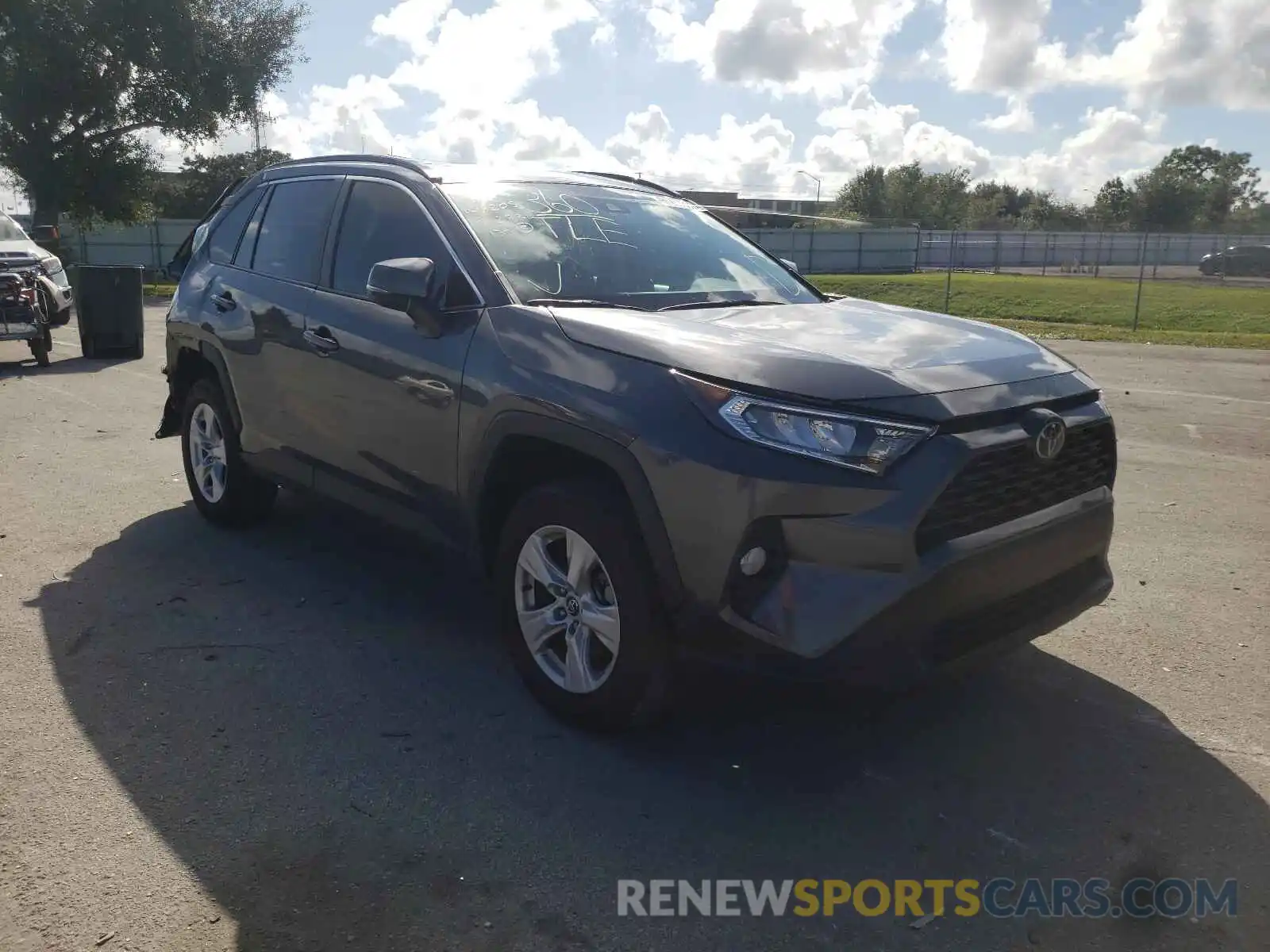 1 Photograph of a damaged car 2T3W1RFV7LC072085 TOYOTA RAV4 2020