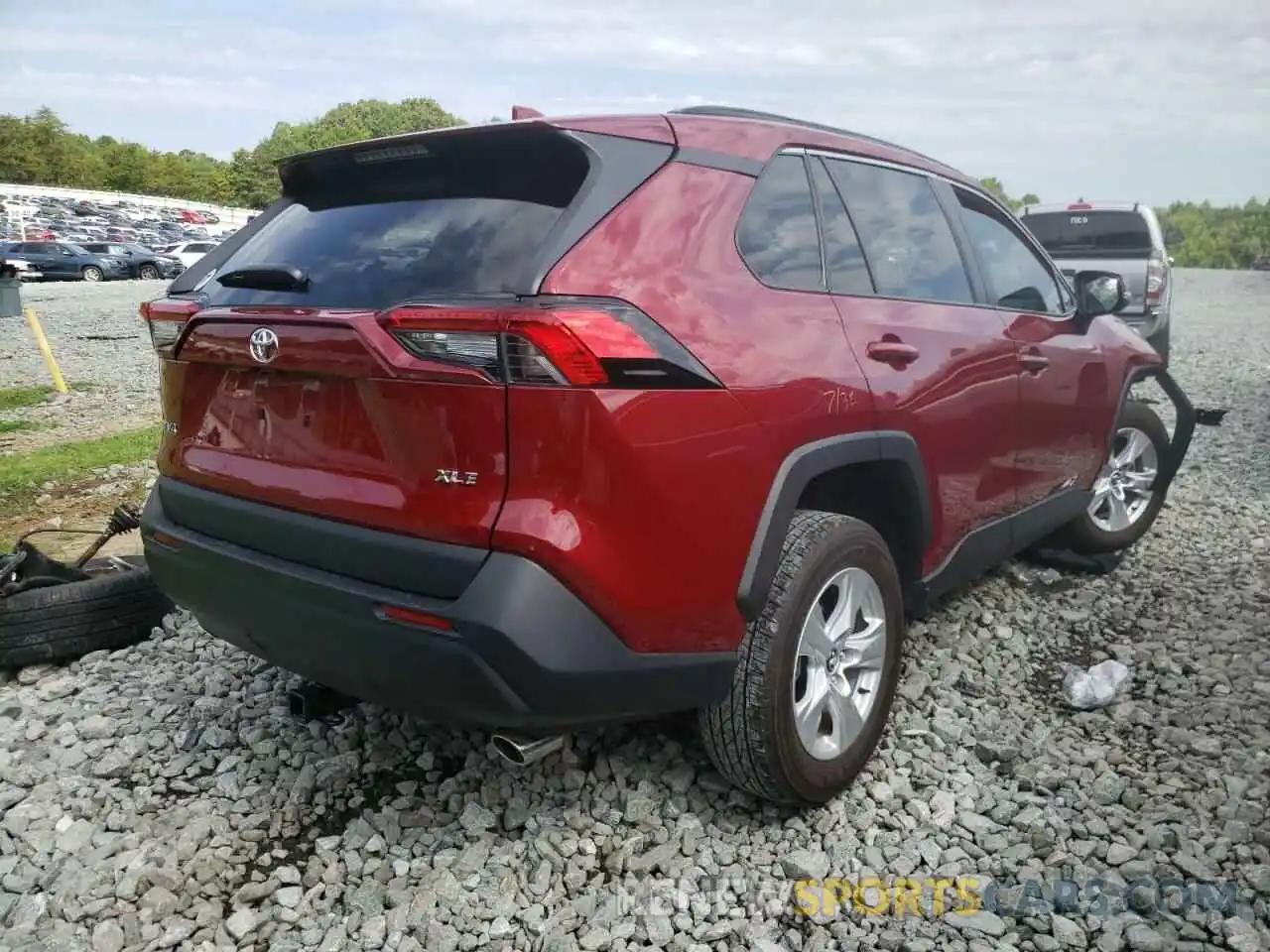 4 Photograph of a damaged car 2T3W1RFV7LC083281 TOYOTA RAV4 2020