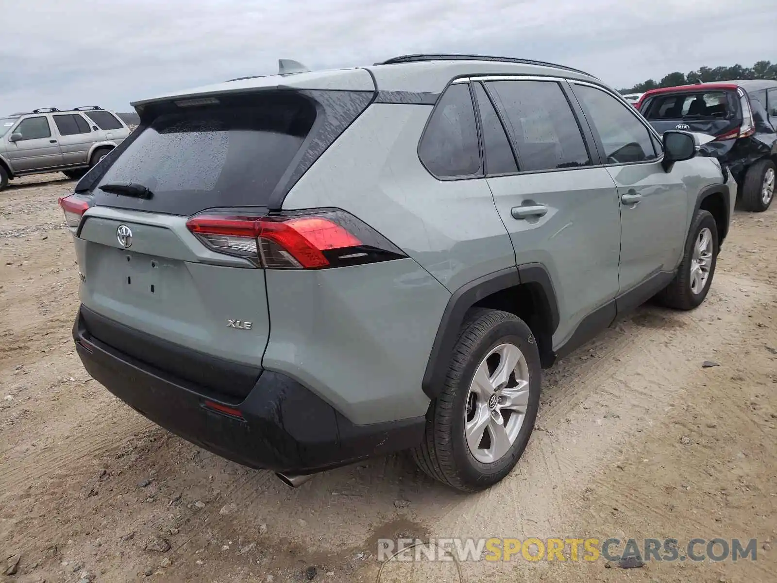 4 Photograph of a damaged car 2T3W1RFV7LW059089 TOYOTA RAV4 2020