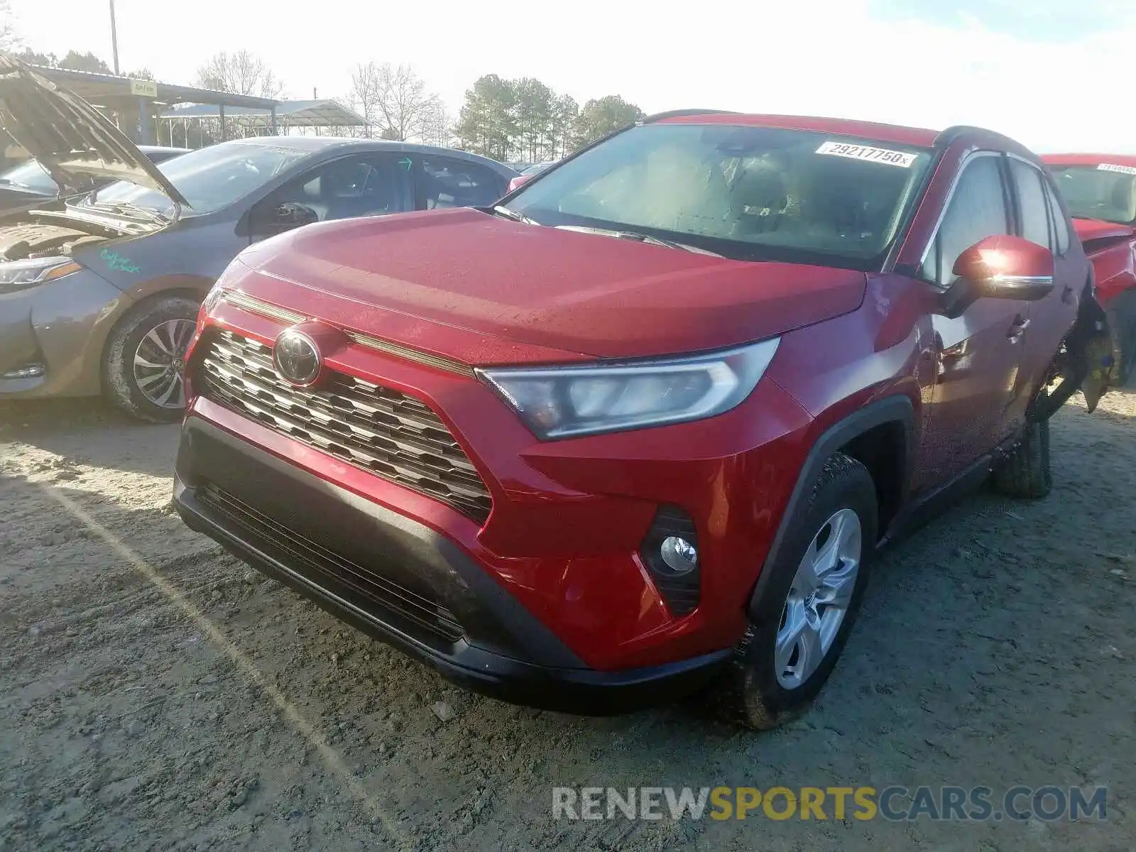 2 Photograph of a damaged car 2T3W1RFV7LW062025 TOYOTA RAV4 2020