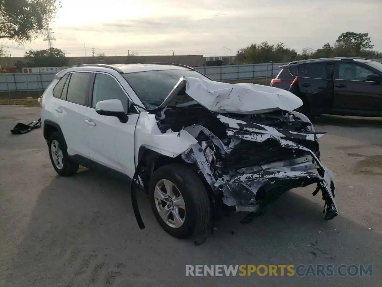 1 Photograph of a damaged car 2T3W1RFV7LW066706 TOYOTA RAV4 2020