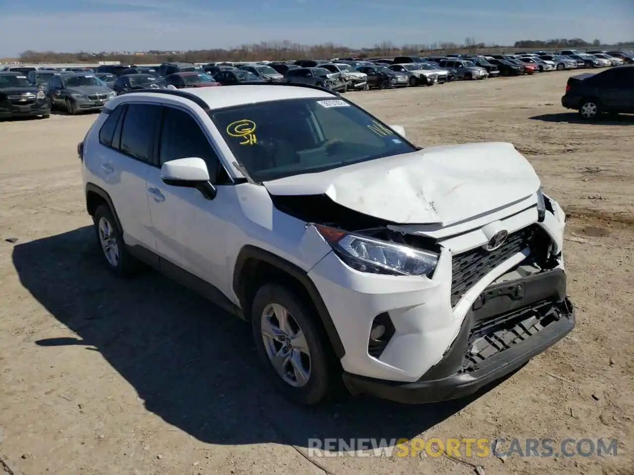 1 Photograph of a damaged car 2T3W1RFV7LW076605 TOYOTA RAV4 2020