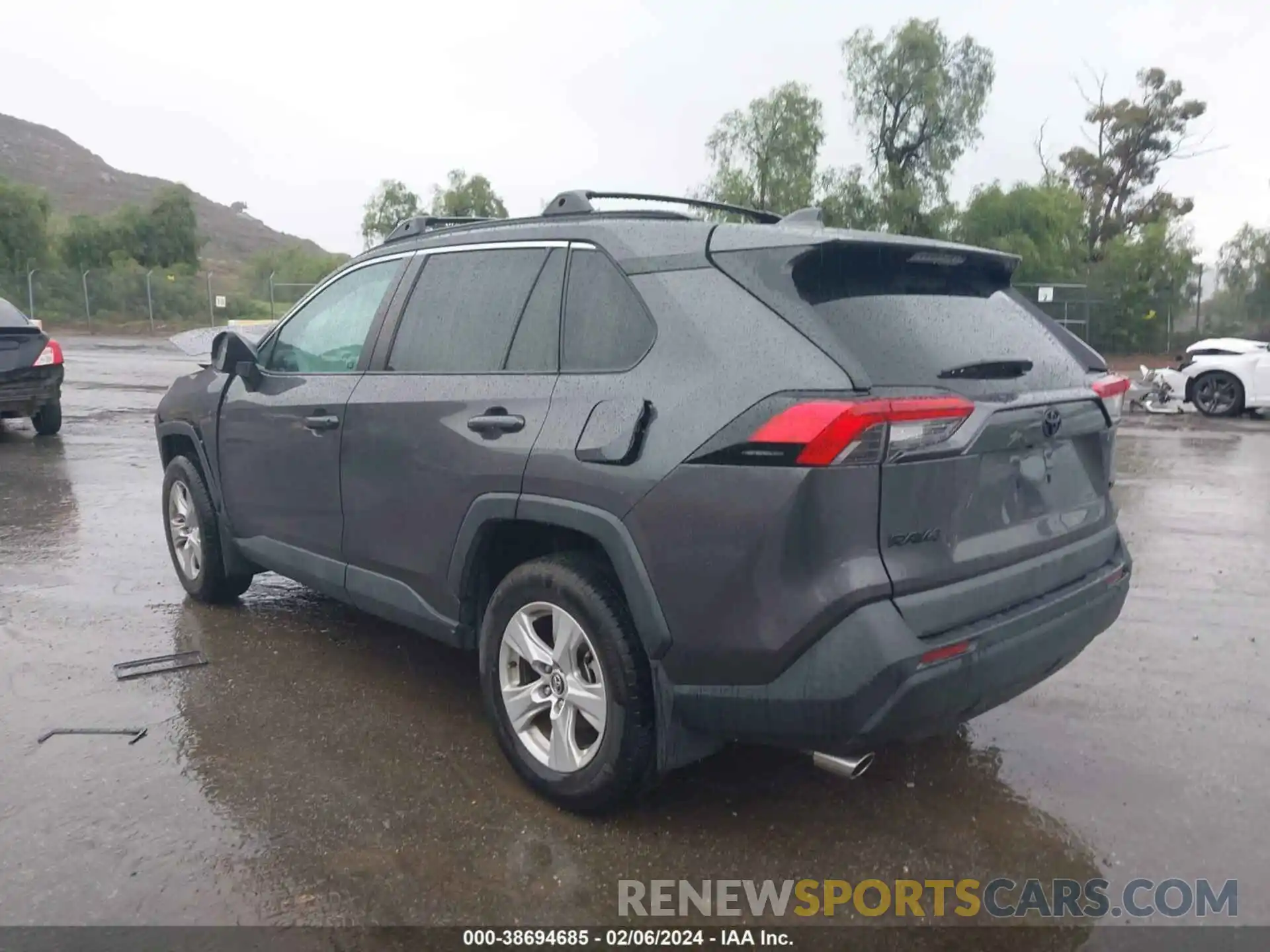 3 Photograph of a damaged car 2T3W1RFV7LW077186 TOYOTA RAV4 2020