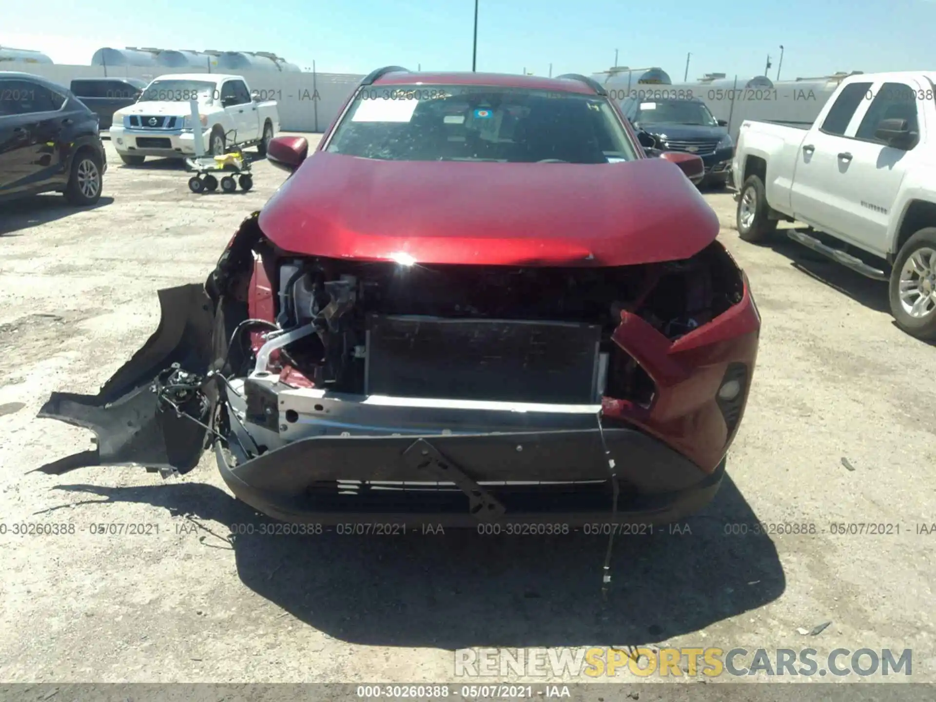 6 Photograph of a damaged car 2T3W1RFV7LW086583 TOYOTA RAV4 2020