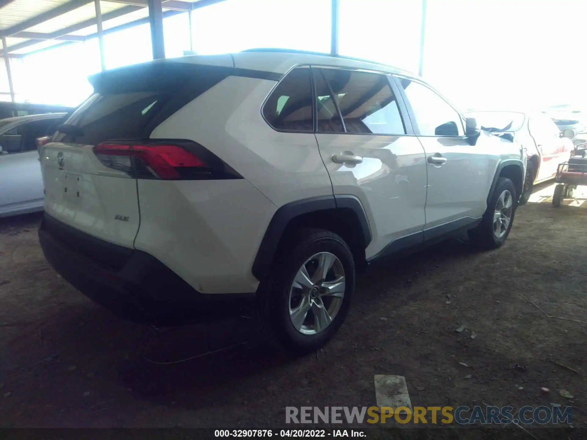 4 Фотография поврежденного автомобиля 2T3W1RFV7LW097602 TOYOTA RAV4 2020