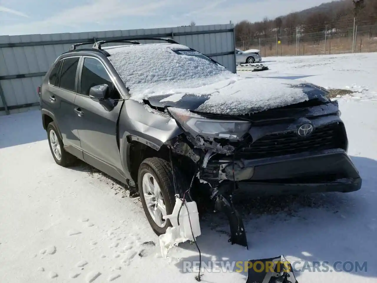 1 Photograph of a damaged car 2T3W1RFV8LC038608 TOYOTA RAV4 2020