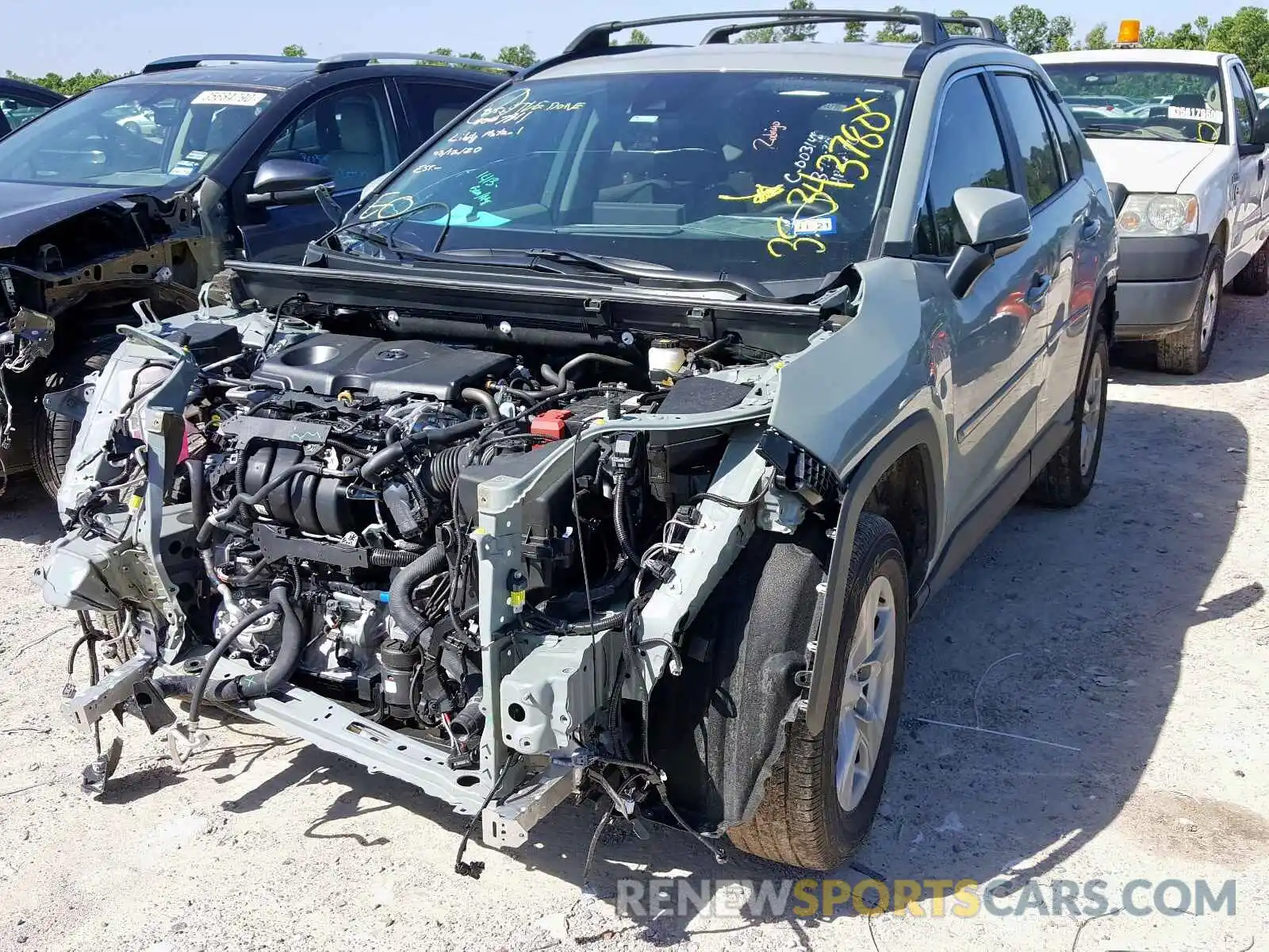 2 Photograph of a damaged car 2T3W1RFV8LC039435 TOYOTA RAV4 2020