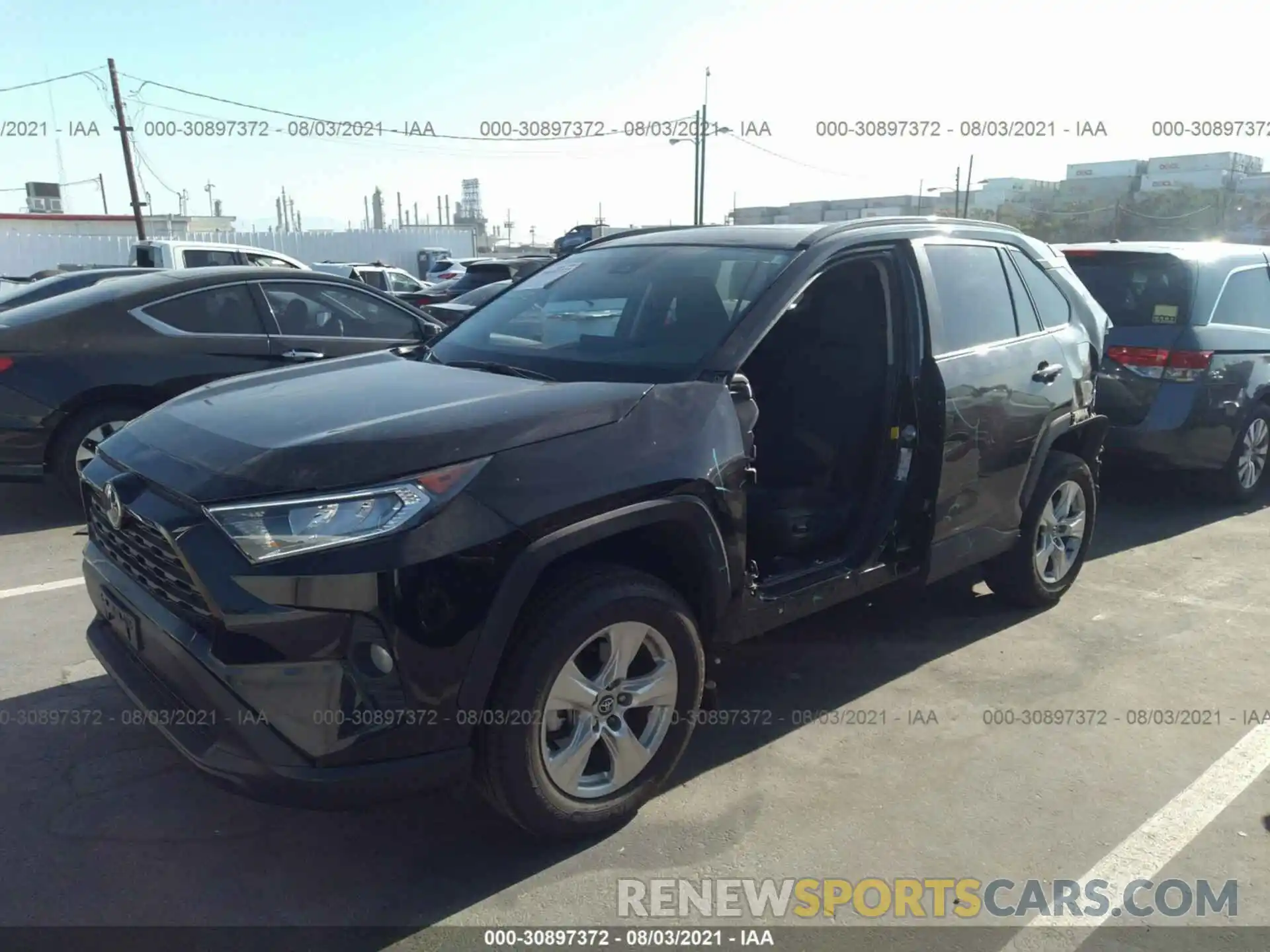 2 Фотография поврежденного автомобиля 2T3W1RFV8LC041024 TOYOTA RAV4 2020