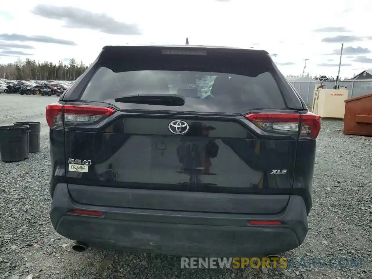 6 Photograph of a damaged car 2T3W1RFV8LC041590 TOYOTA RAV4 2020