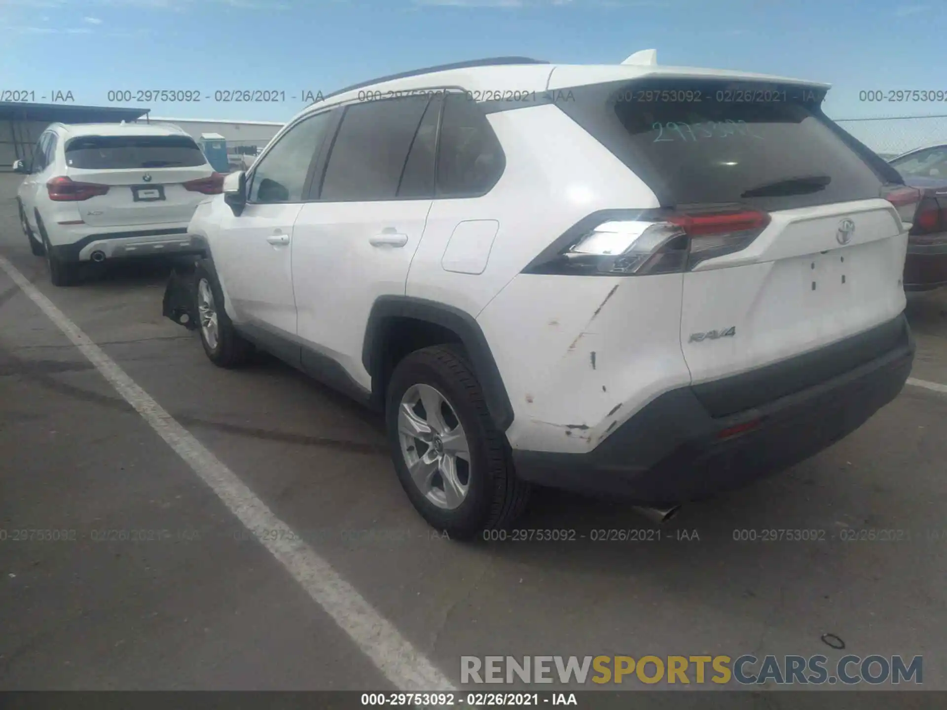 3 Photograph of a damaged car 2T3W1RFV8LC045526 TOYOTA RAV4 2020